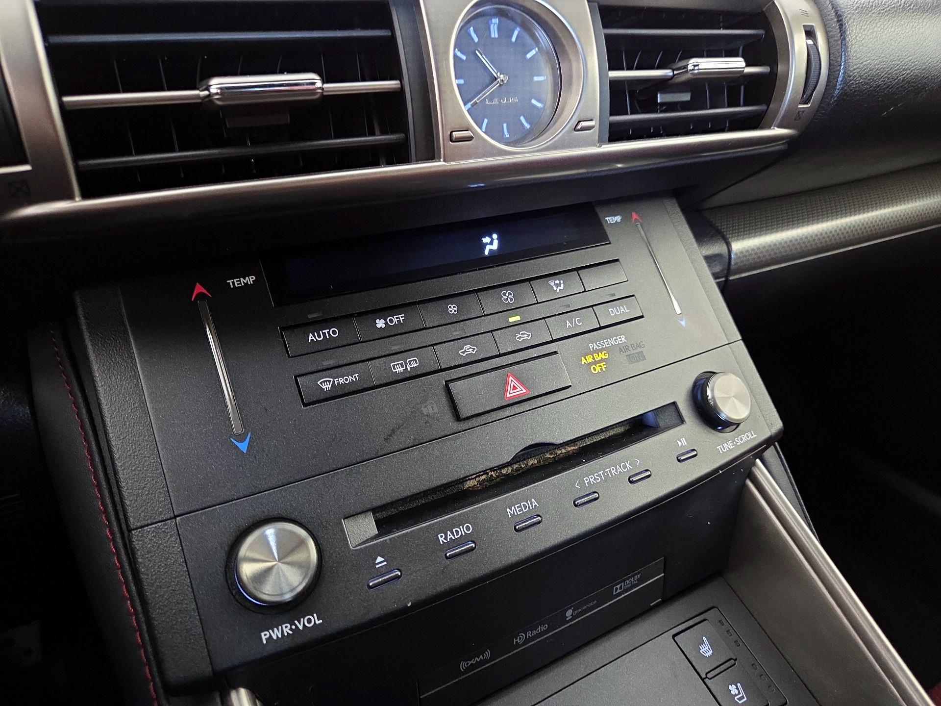 Thumbnail: 2015 Lexus IS - 16