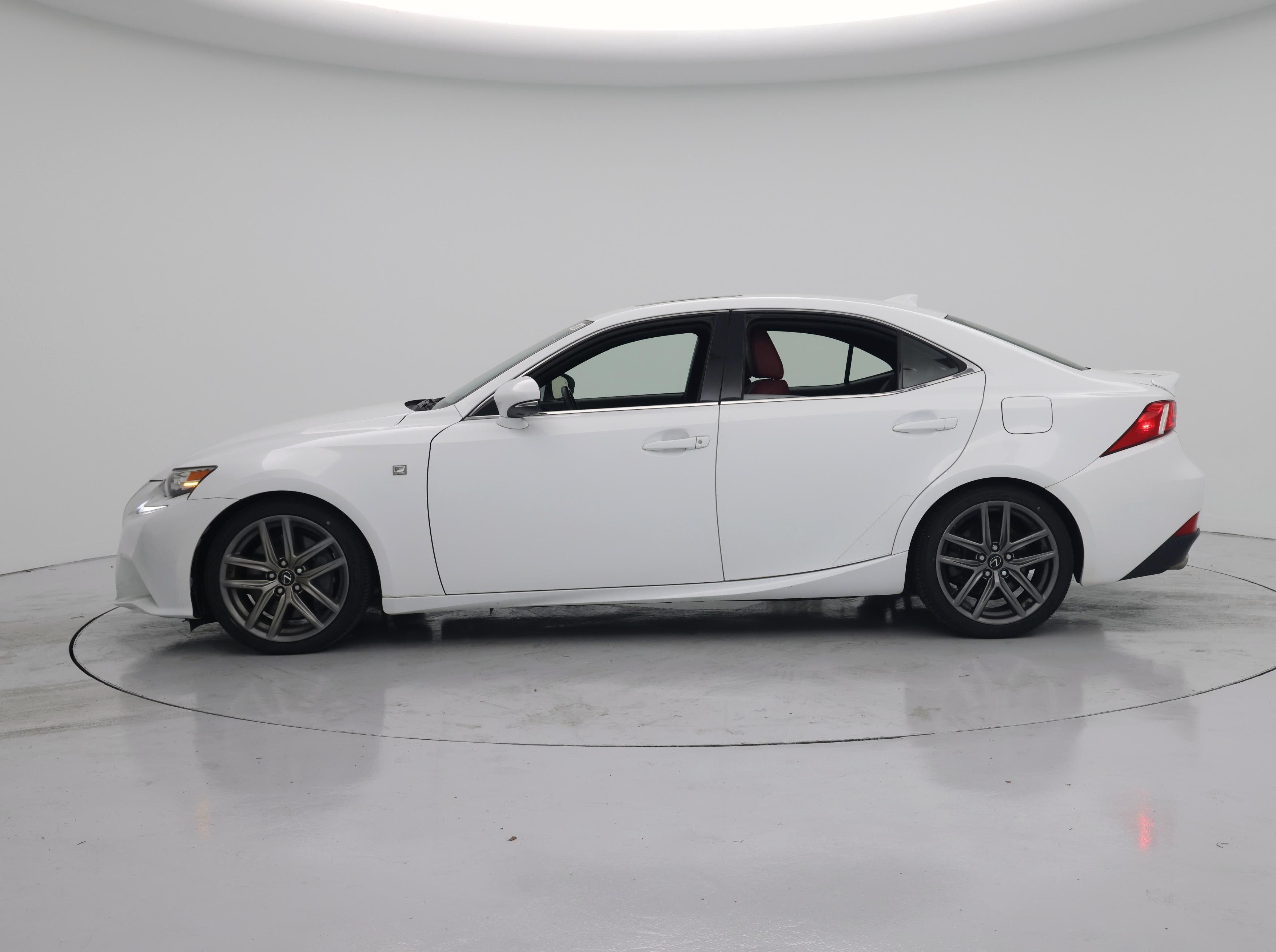 Thumbnail: 2015 Lexus IS - 3