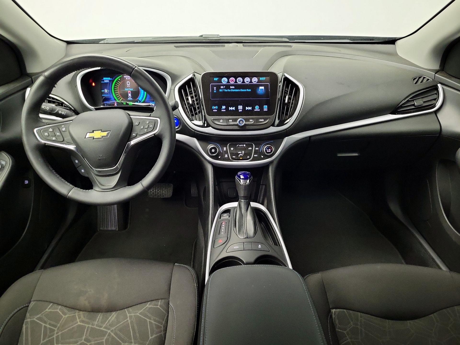 Thumbnail: 2017 Chevrolet Volt - 9