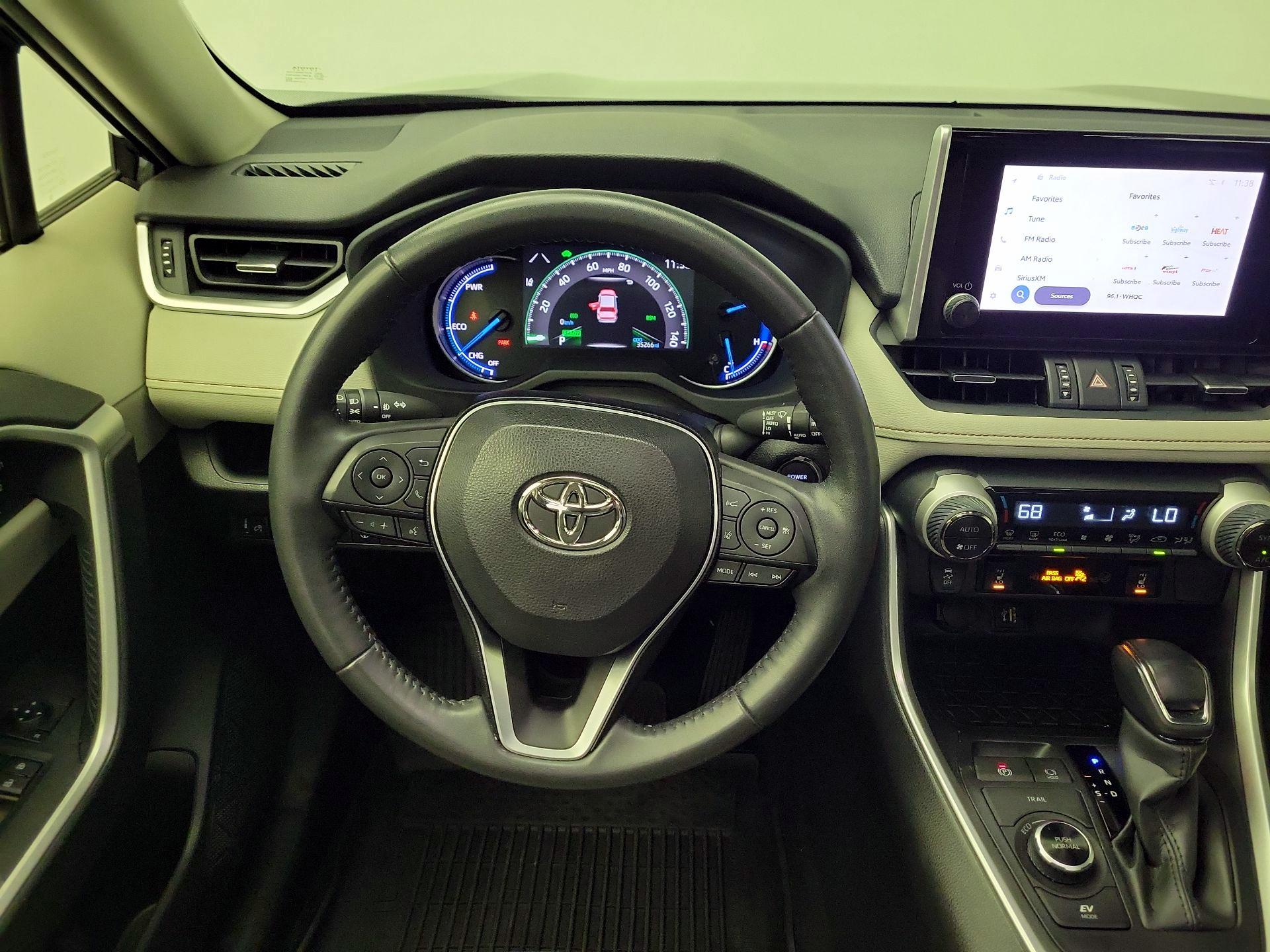 Thumbnail: 2023 Toyota RAV4 - 10