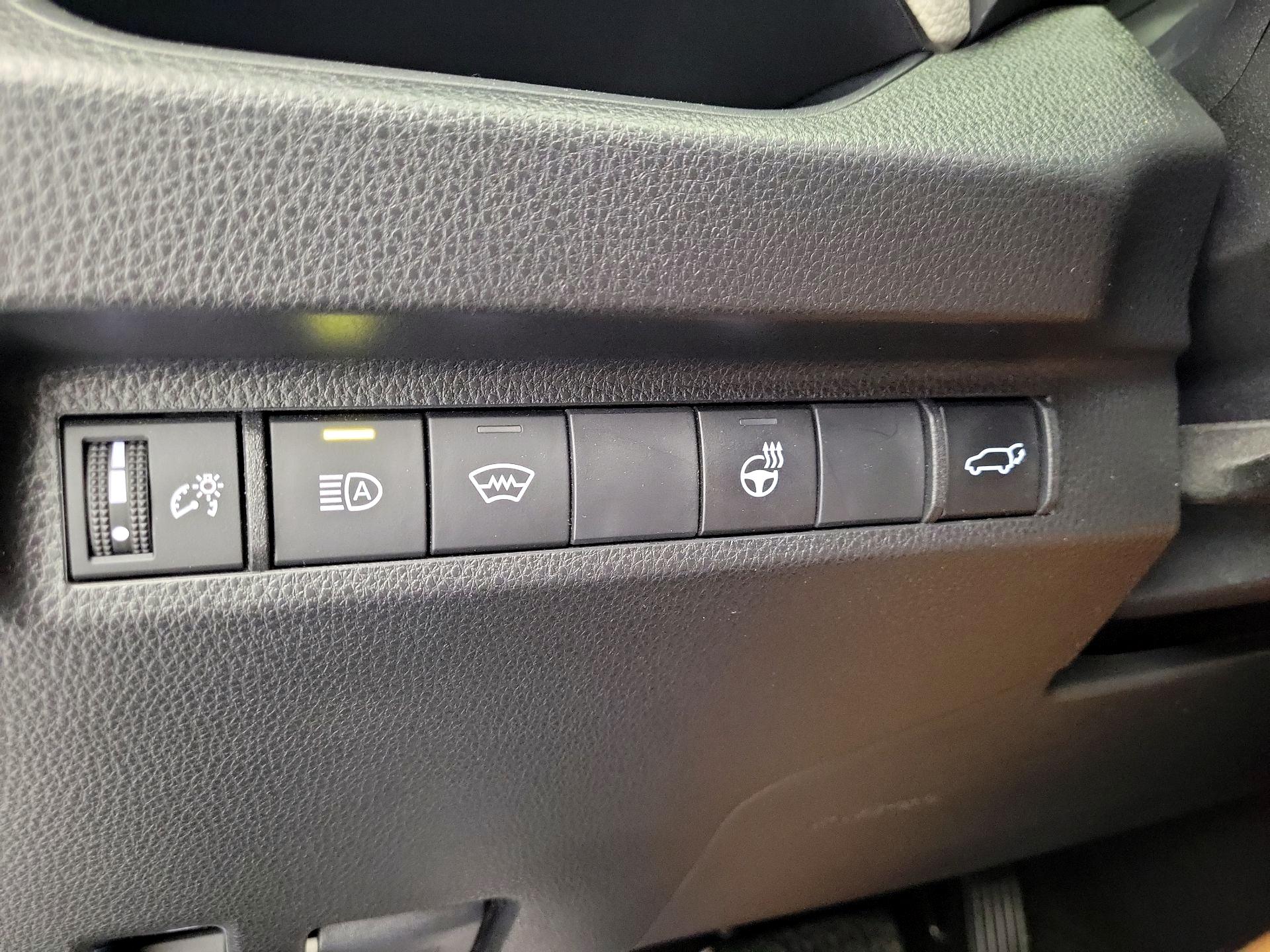 Thumbnail: 2023 Toyota RAV4 - 13