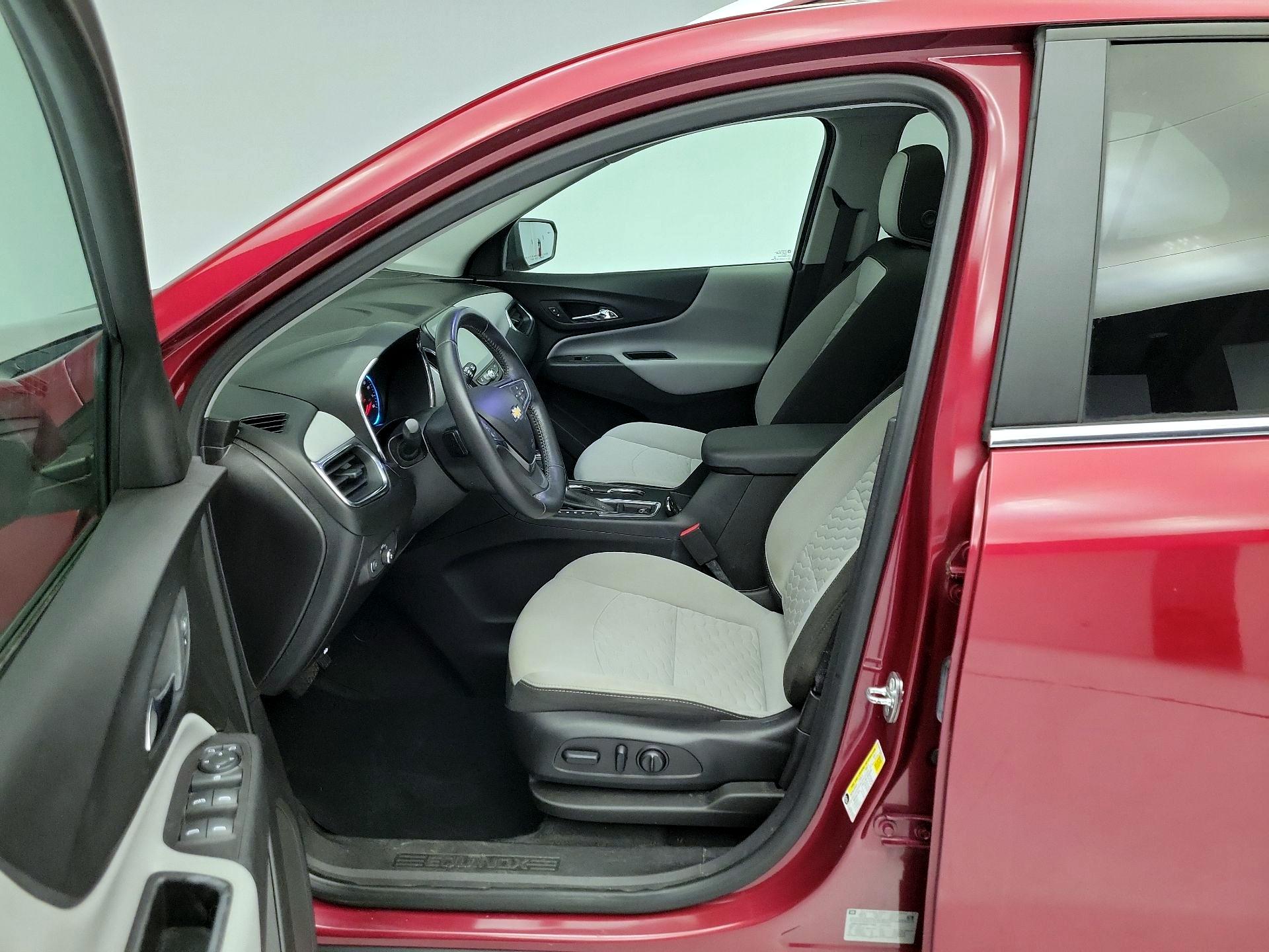 Thumbnail: 2018 Chevrolet Equinox - 11