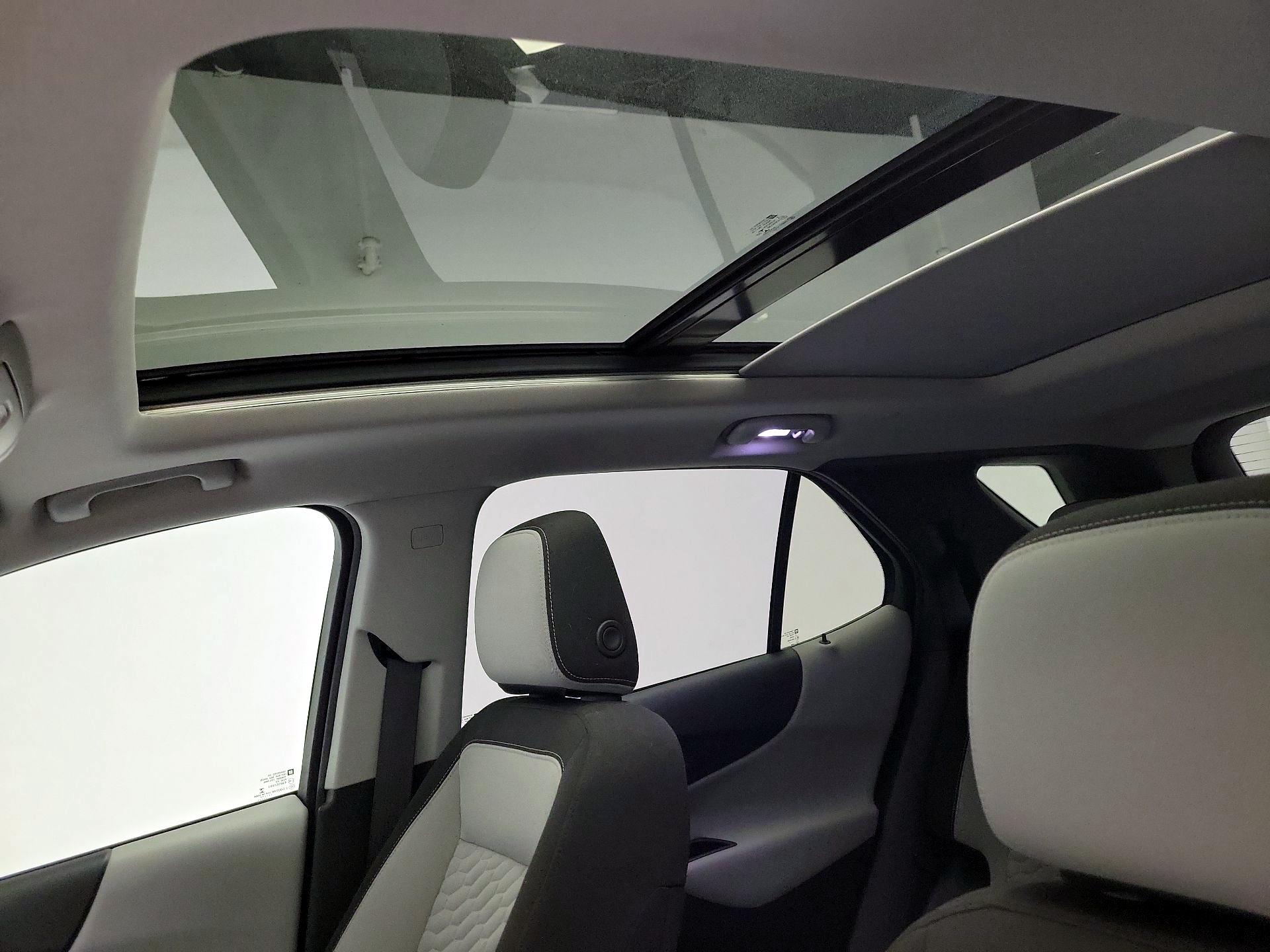 Thumbnail: 2018 Chevrolet Equinox - 20