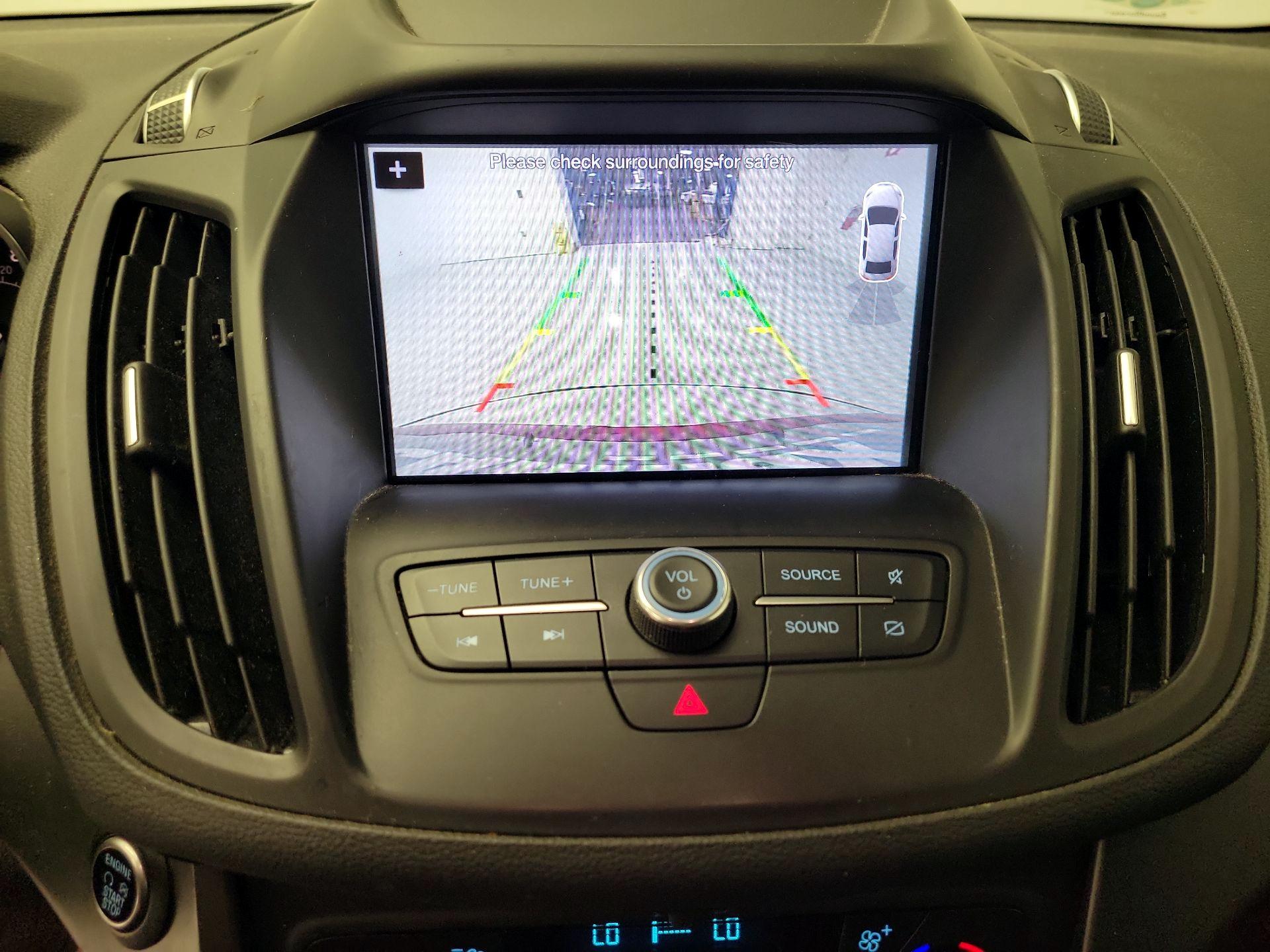 Thumbnail: 2019 Ford Escape - 14