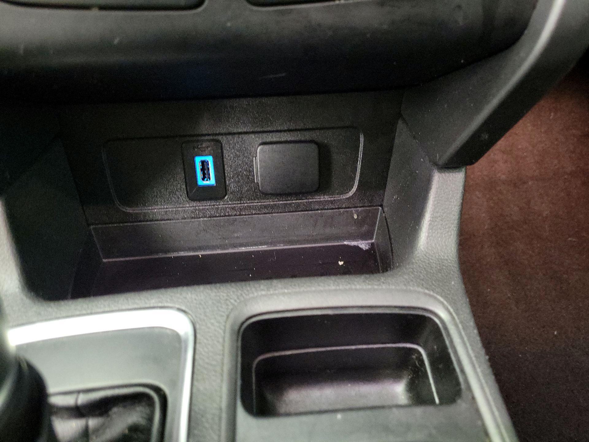 Thumbnail: 2019 Ford Escape - 18