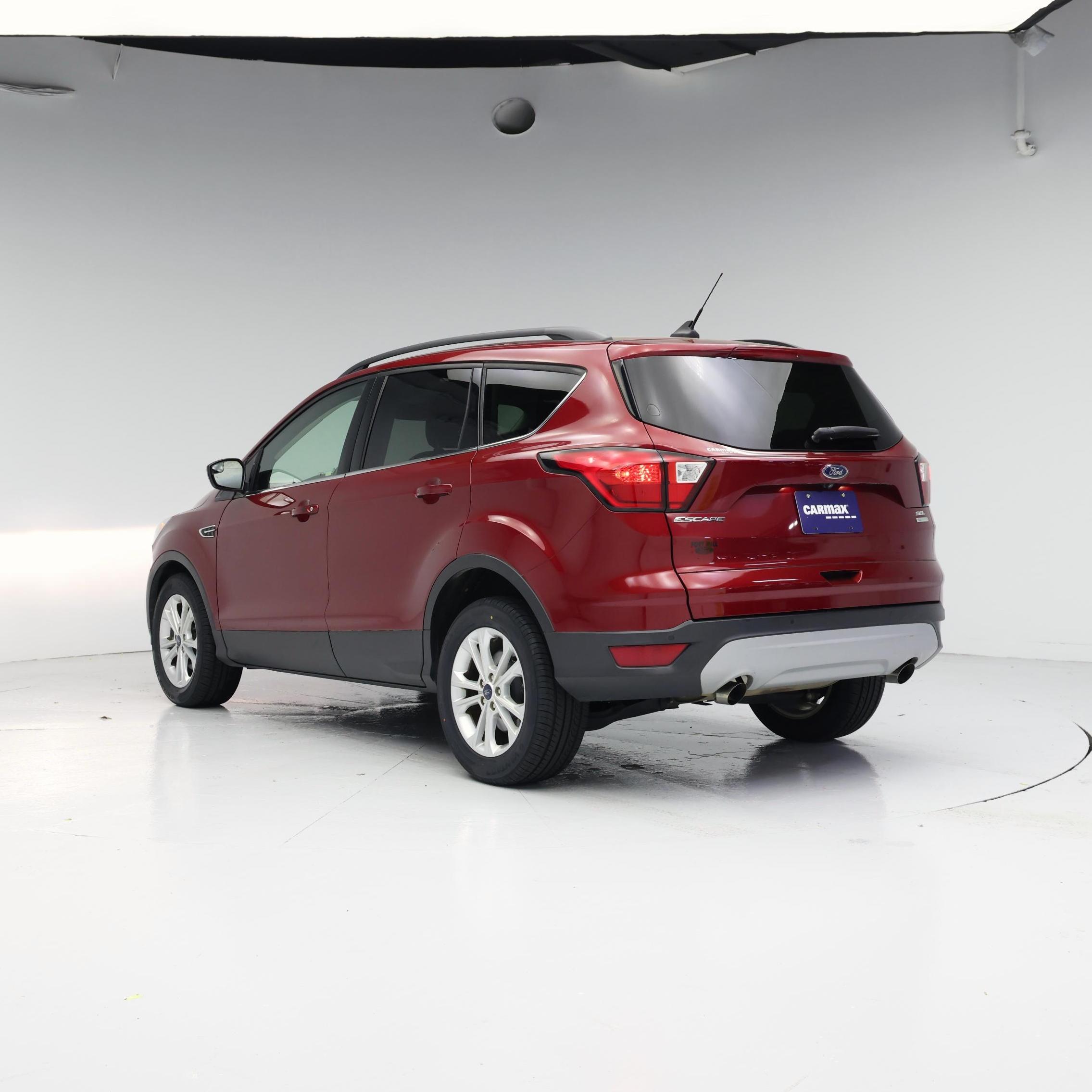 Thumbnail: 2019 Ford Escape - 2