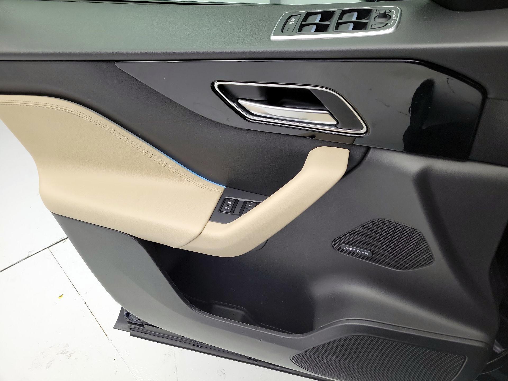 Thumbnail: 2020 Jaguar F-Pace - 12