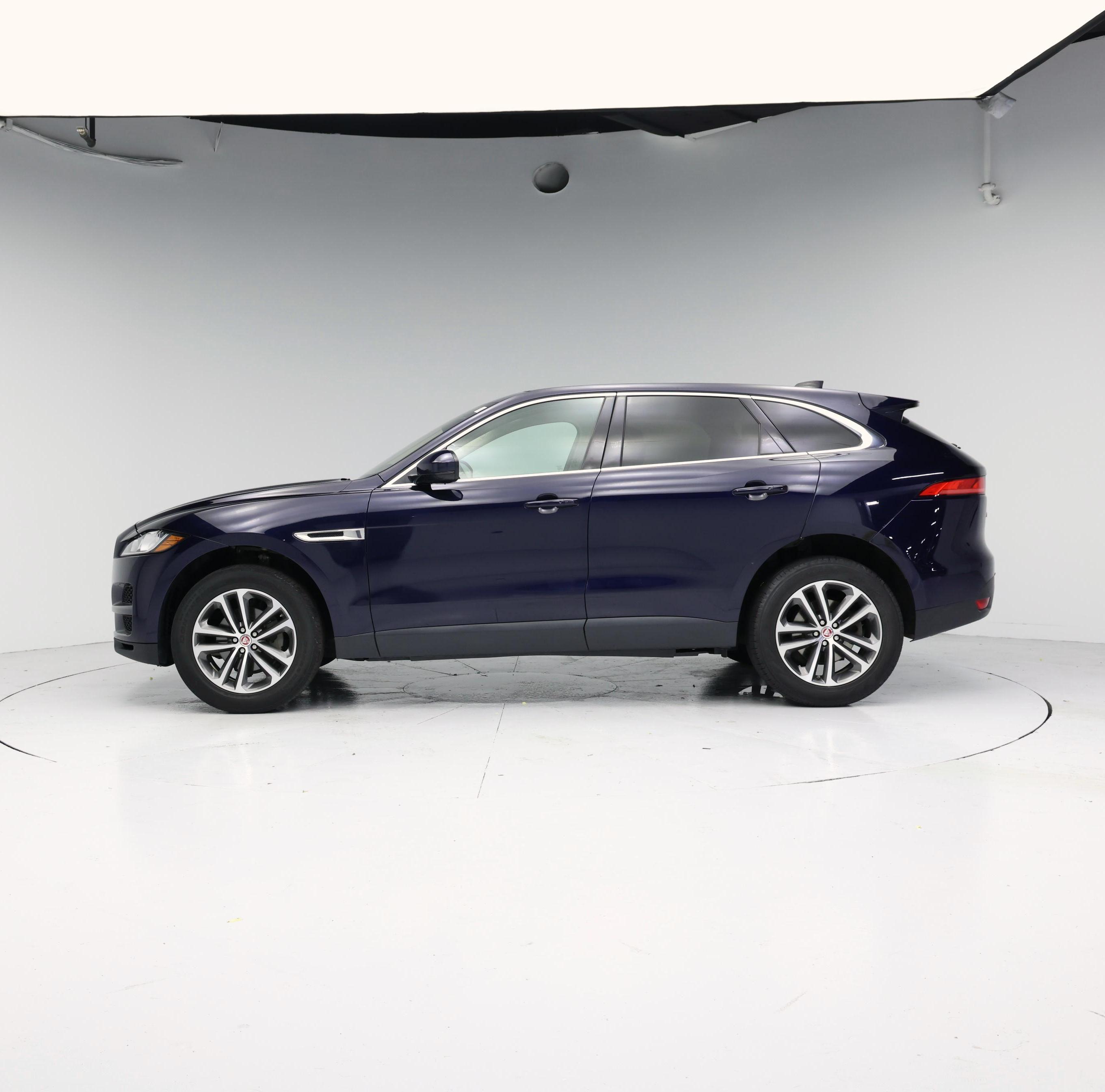 Thumbnail: 2020 Jaguar F-Pace - 3