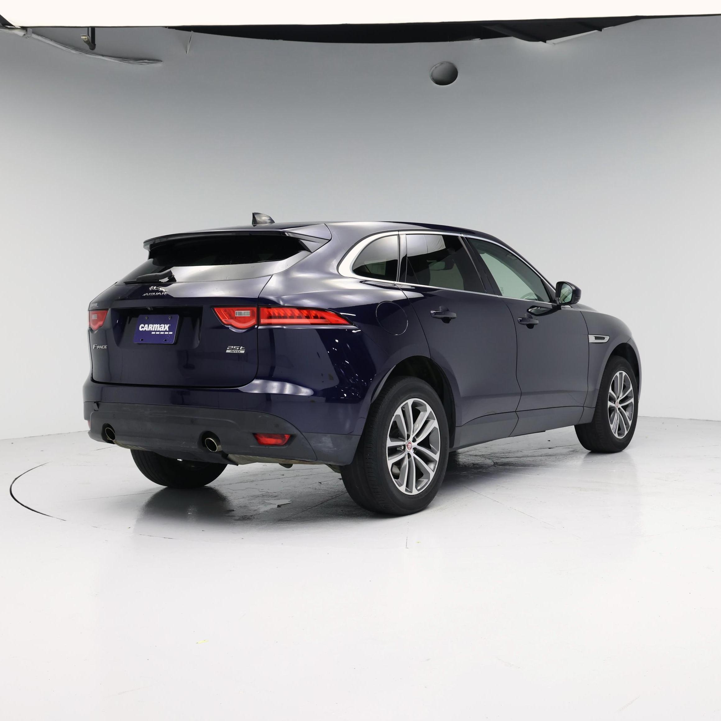 Thumbnail: 2020 Jaguar F-Pace - 8