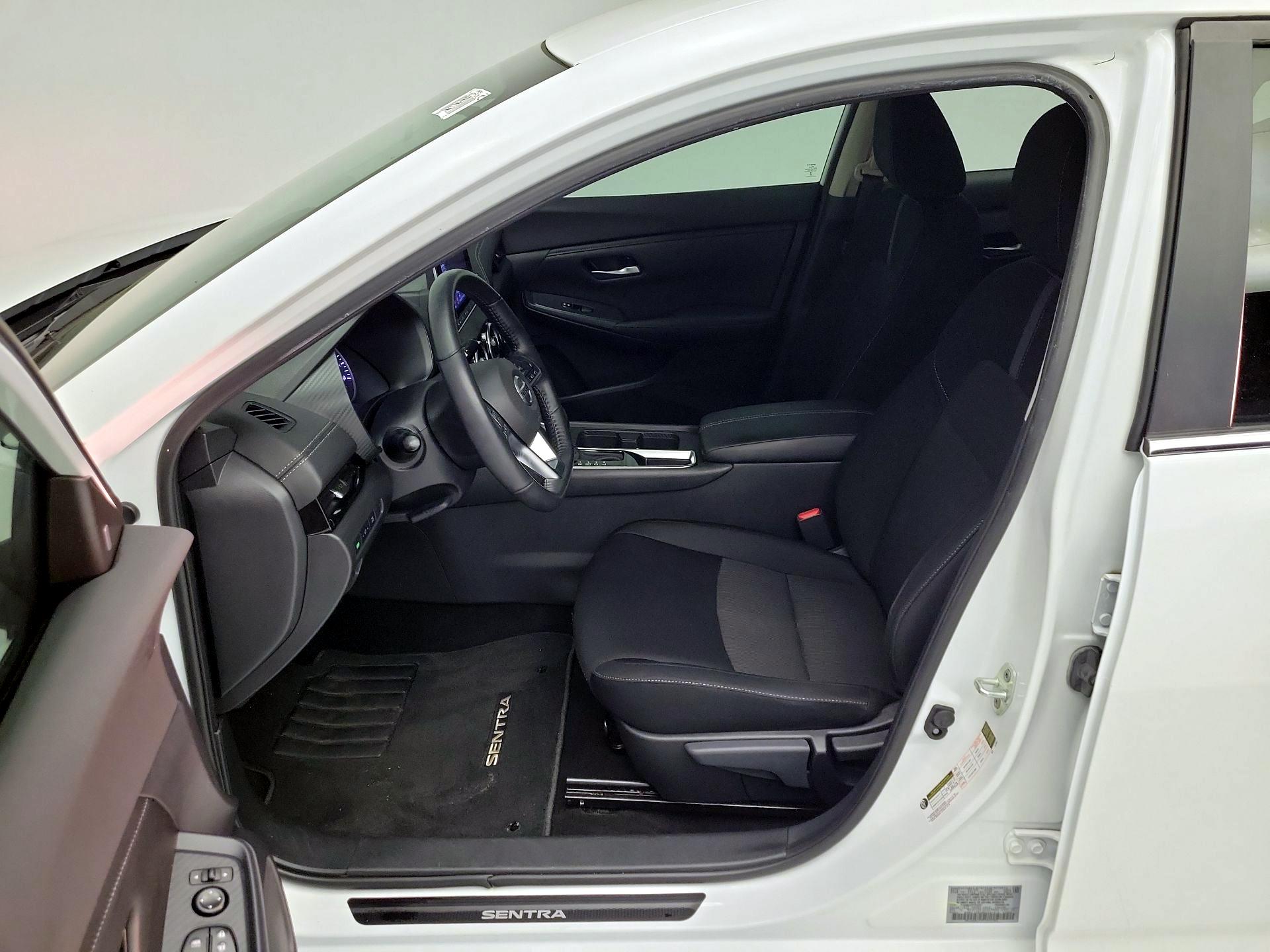 Thumbnail: 2023 Nissan Sentra - 11