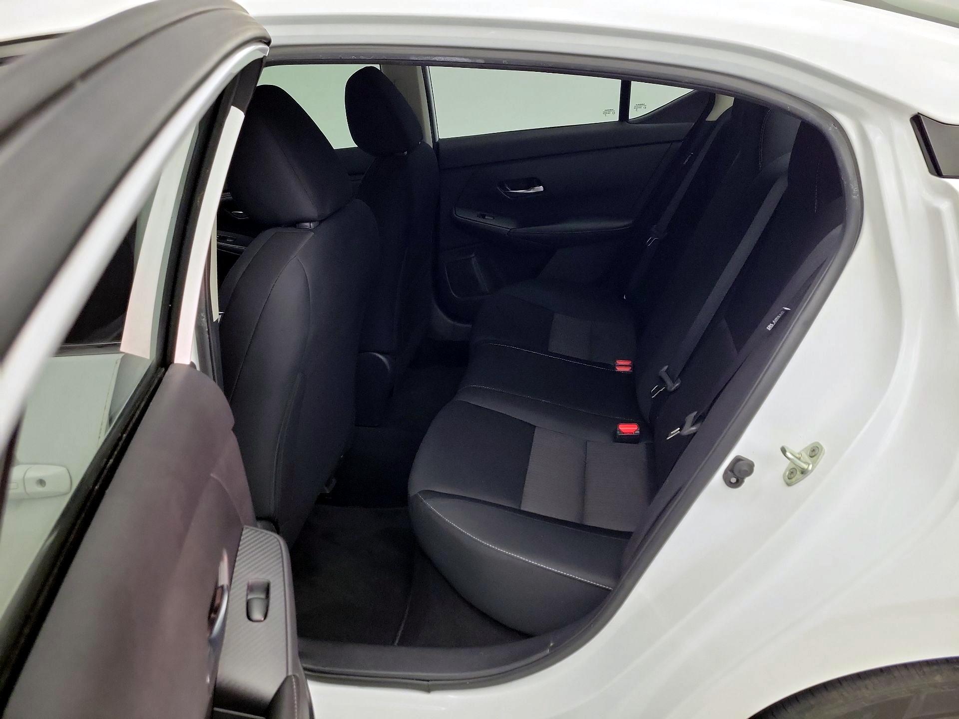 Thumbnail: 2023 Nissan Sentra - 19