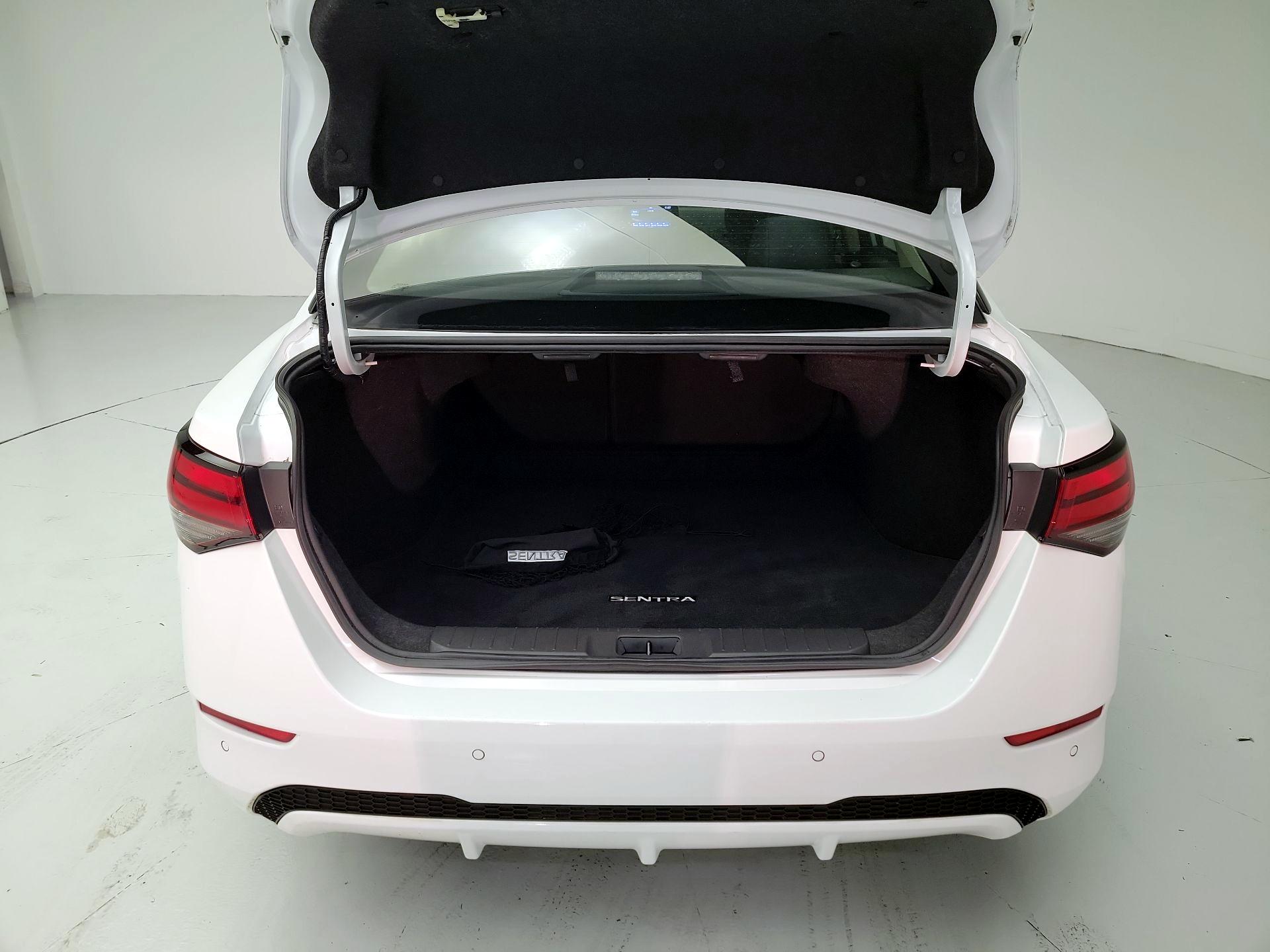 Thumbnail: 2023 Nissan Sentra - 20