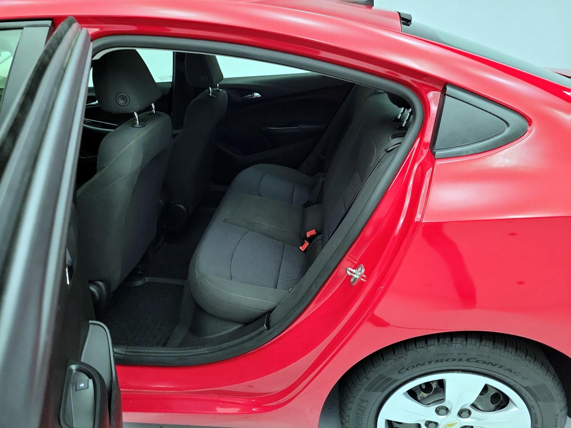 Thumbnail: 2017 Chevrolet Cruze - 20