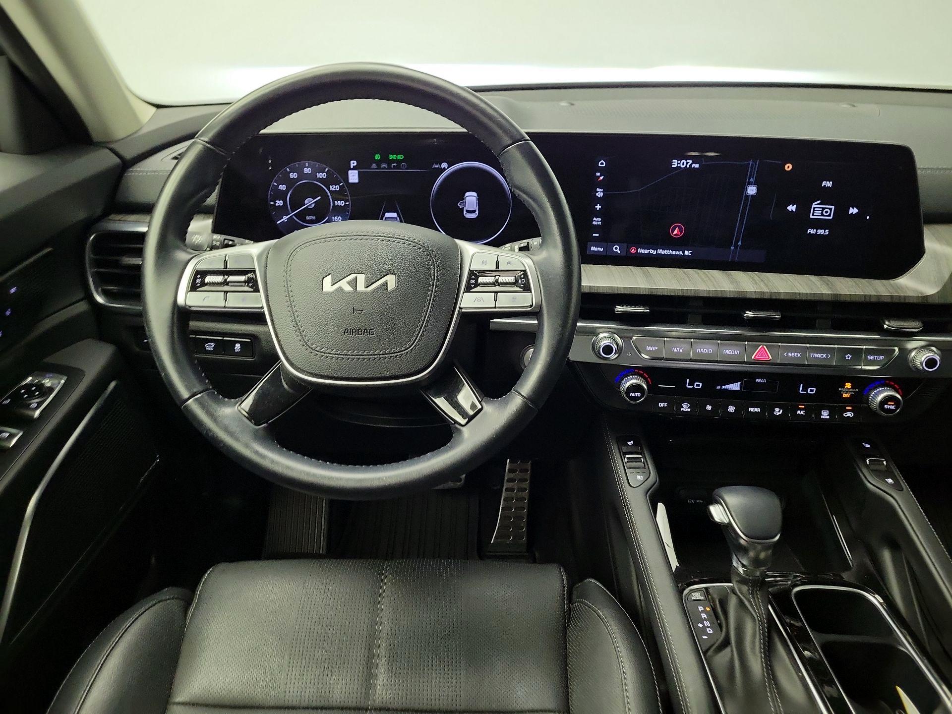 Thumbnail: 2023 Kia Telluride - 10