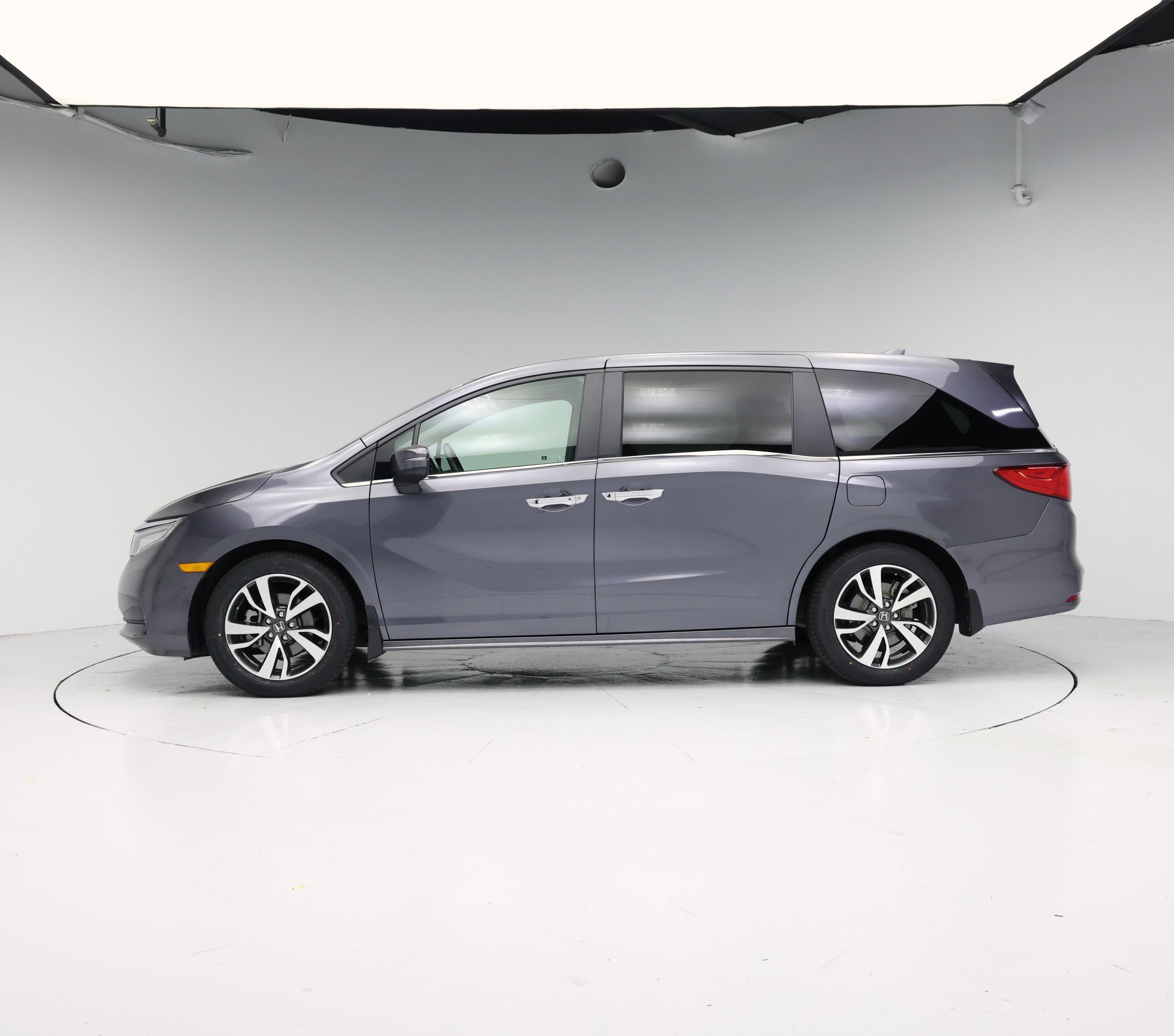 Thumbnail: 2023 Honda Odyssey - 3