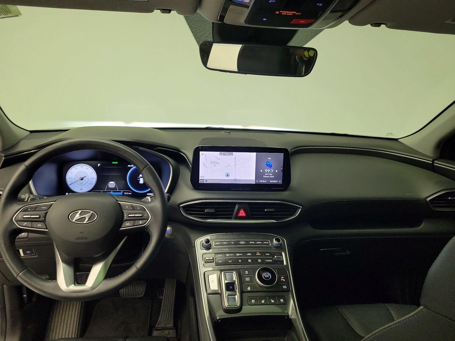Thumbnail: 2022 Hyundai Santa Fe - 9
