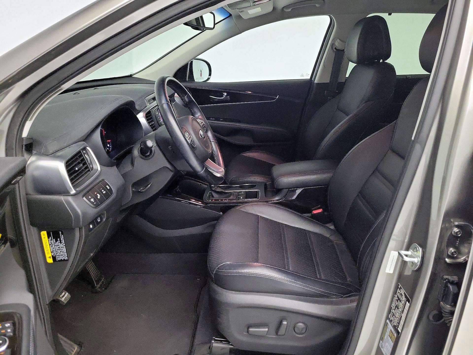 Thumbnail: 2016 Kia Sorento - 11