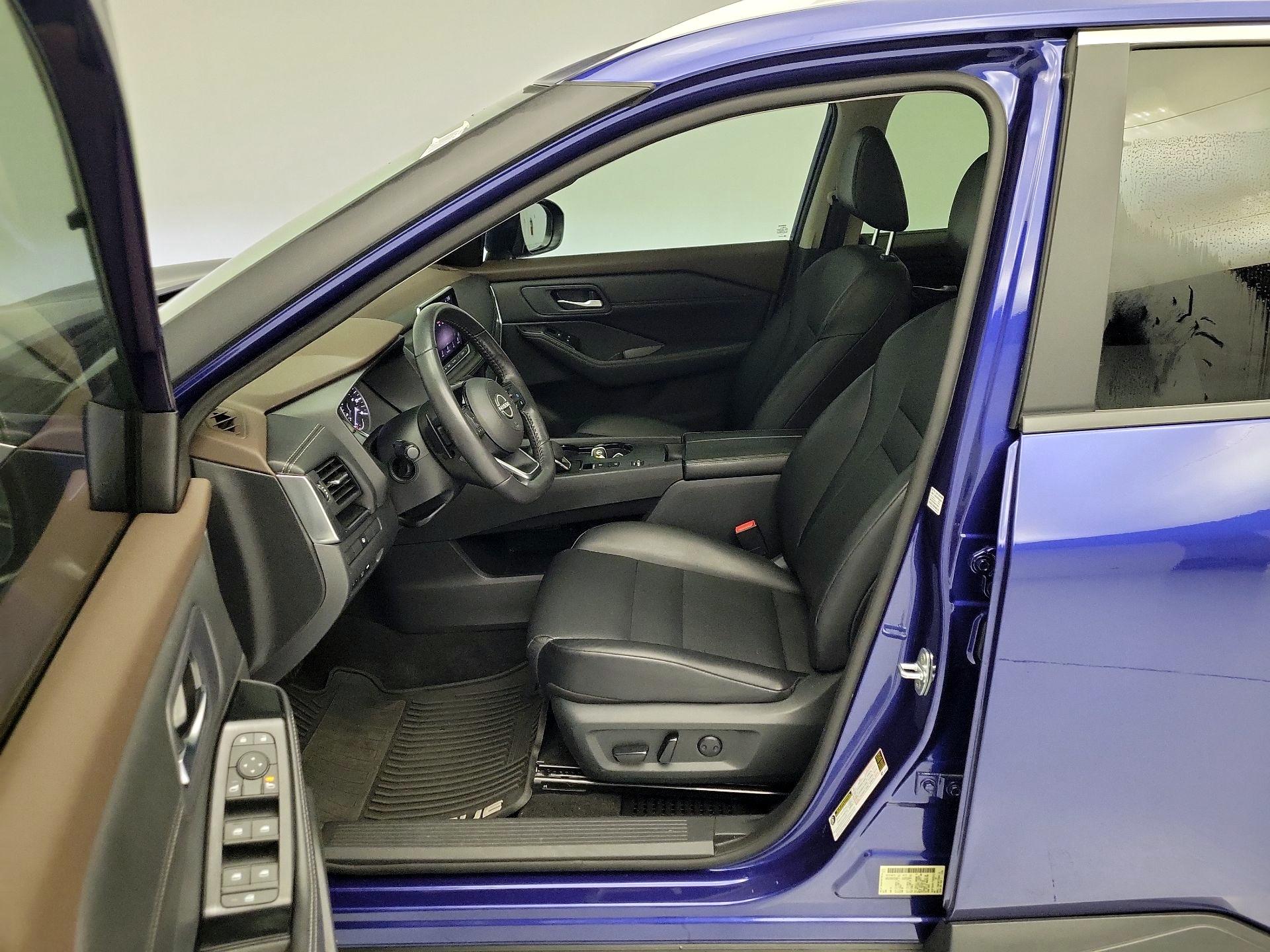 Thumbnail: 2023 Nissan Rogue - 11