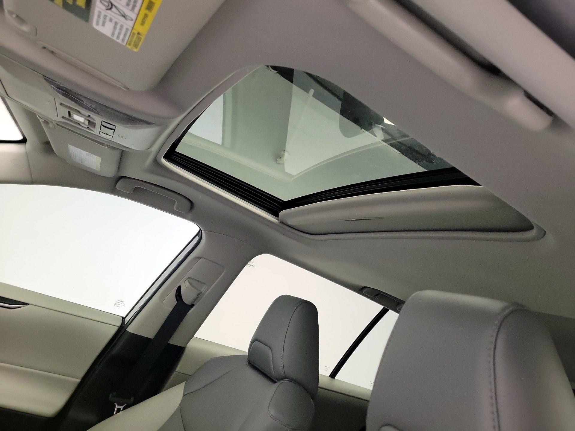 Thumbnail: 2021 Toyota RAV4 - 19