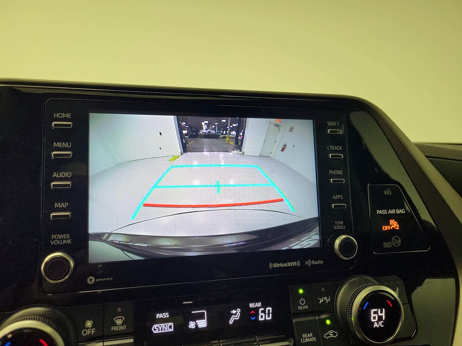 Thumbnail: 2021 Toyota Highlander - 14