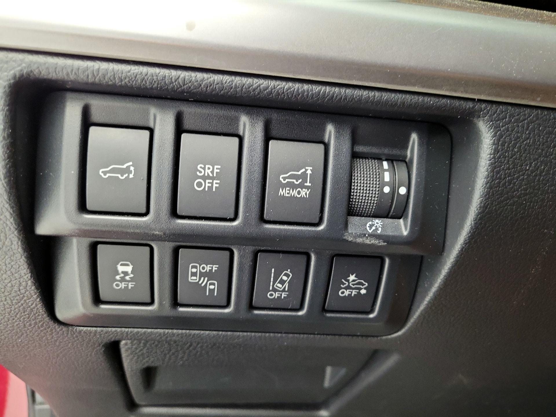 Thumbnail: 2015 Subaru Outback - 13