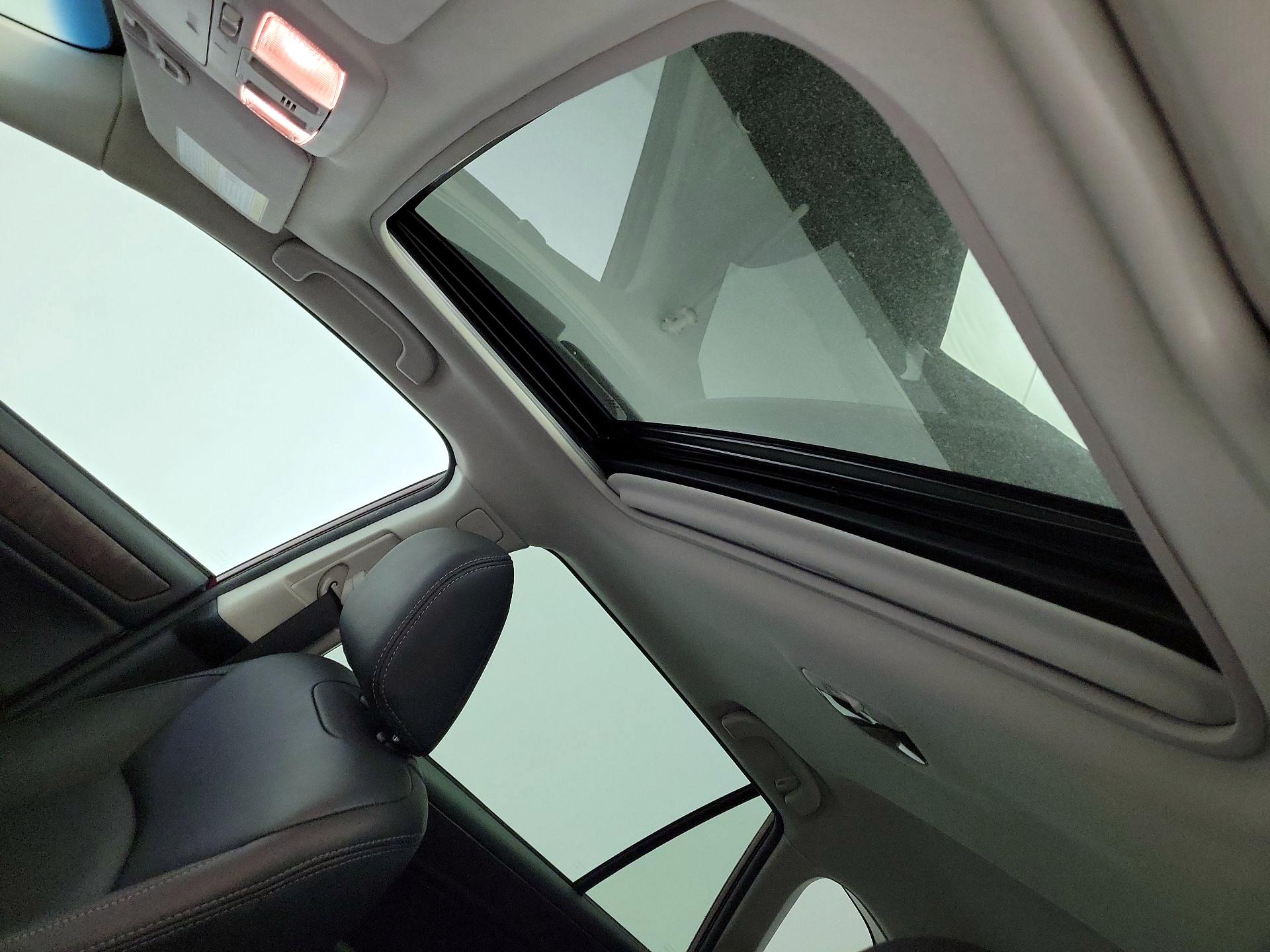 Thumbnail: 2015 Subaru Outback - 20