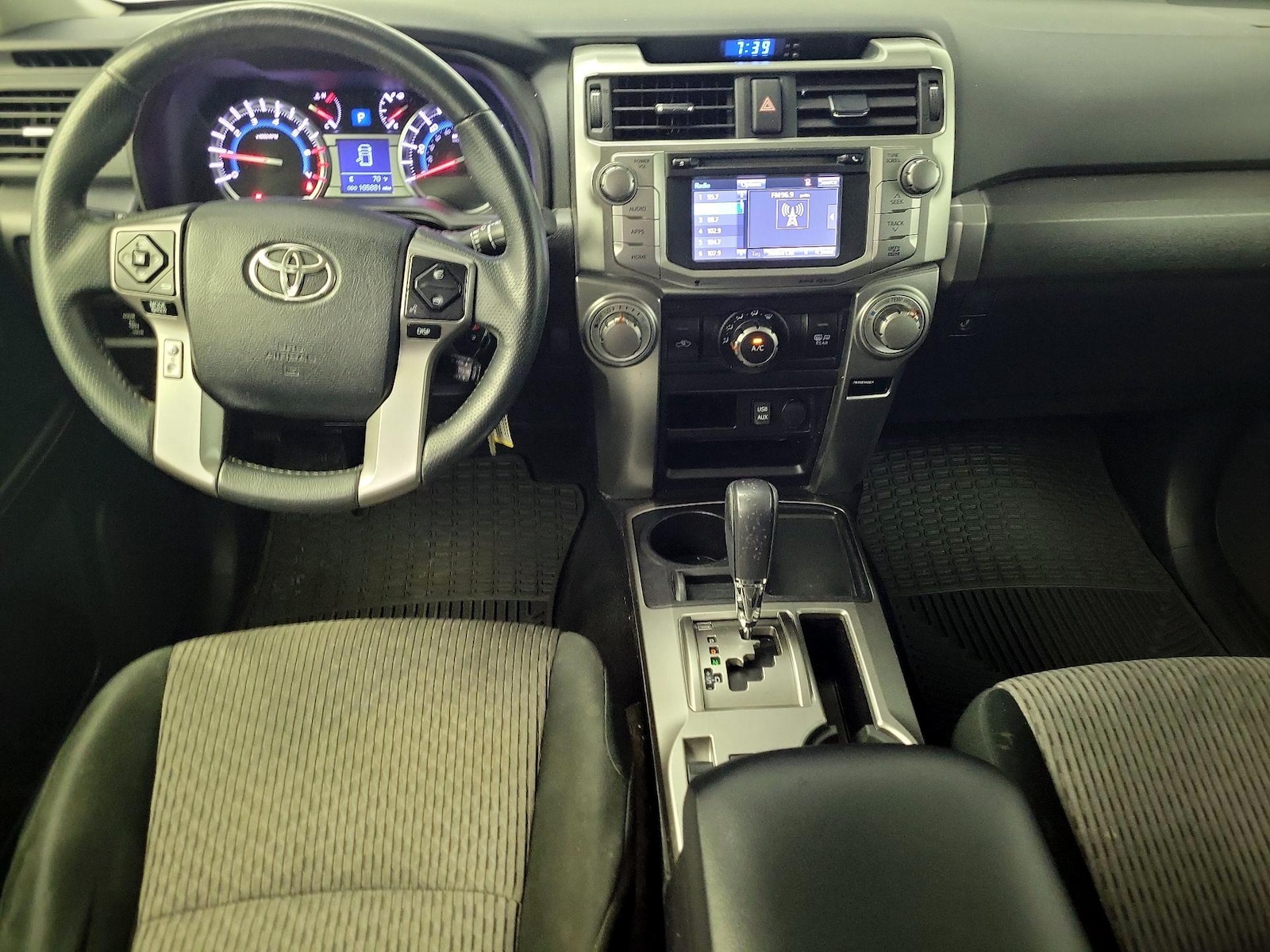 2016 Toyota 4Runner SR5 - Photo 10