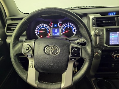 Steering Wheel & Instrument Cluster (On)