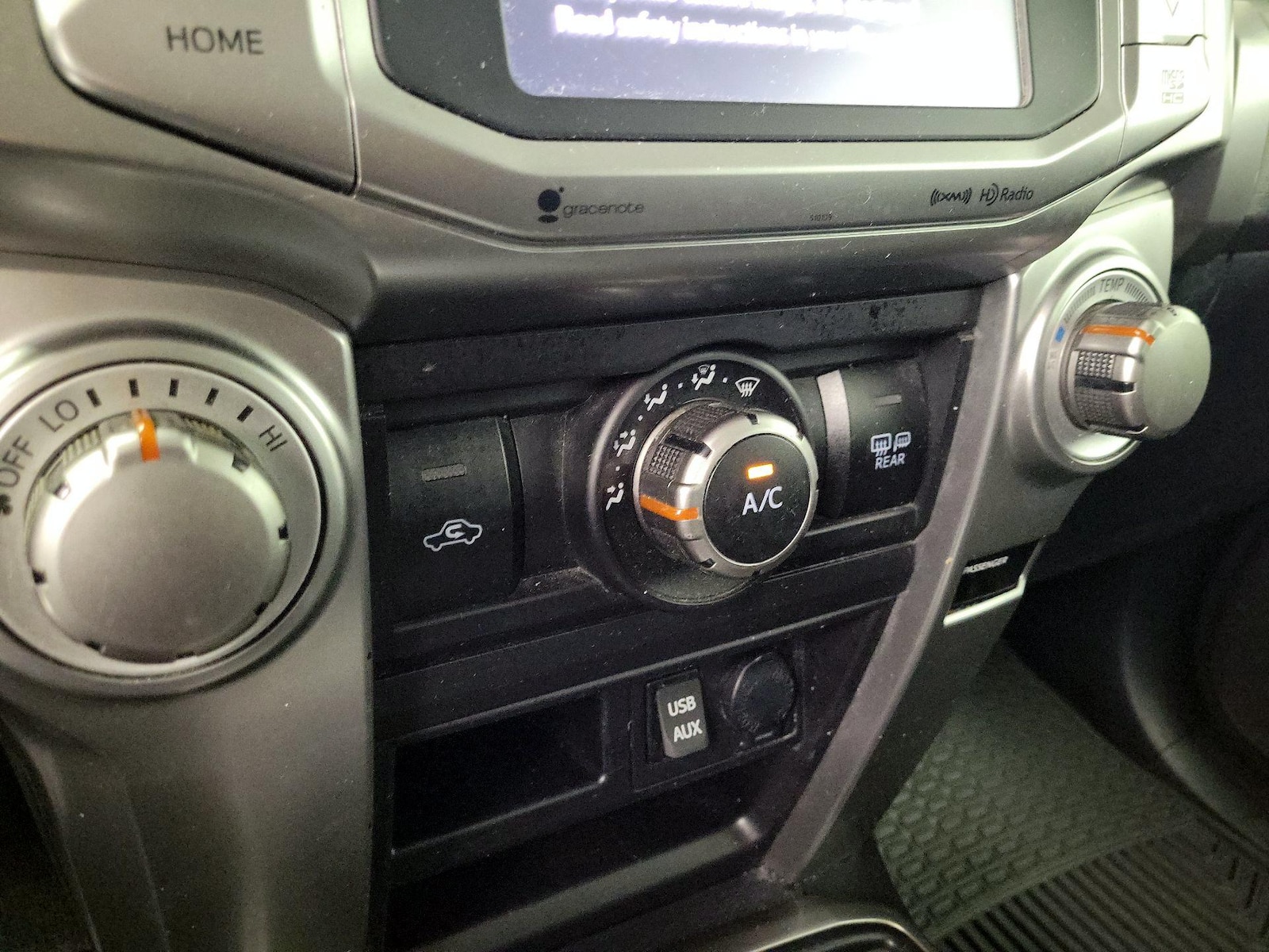 2016 Toyota 4Runner SR5 - Photo 17