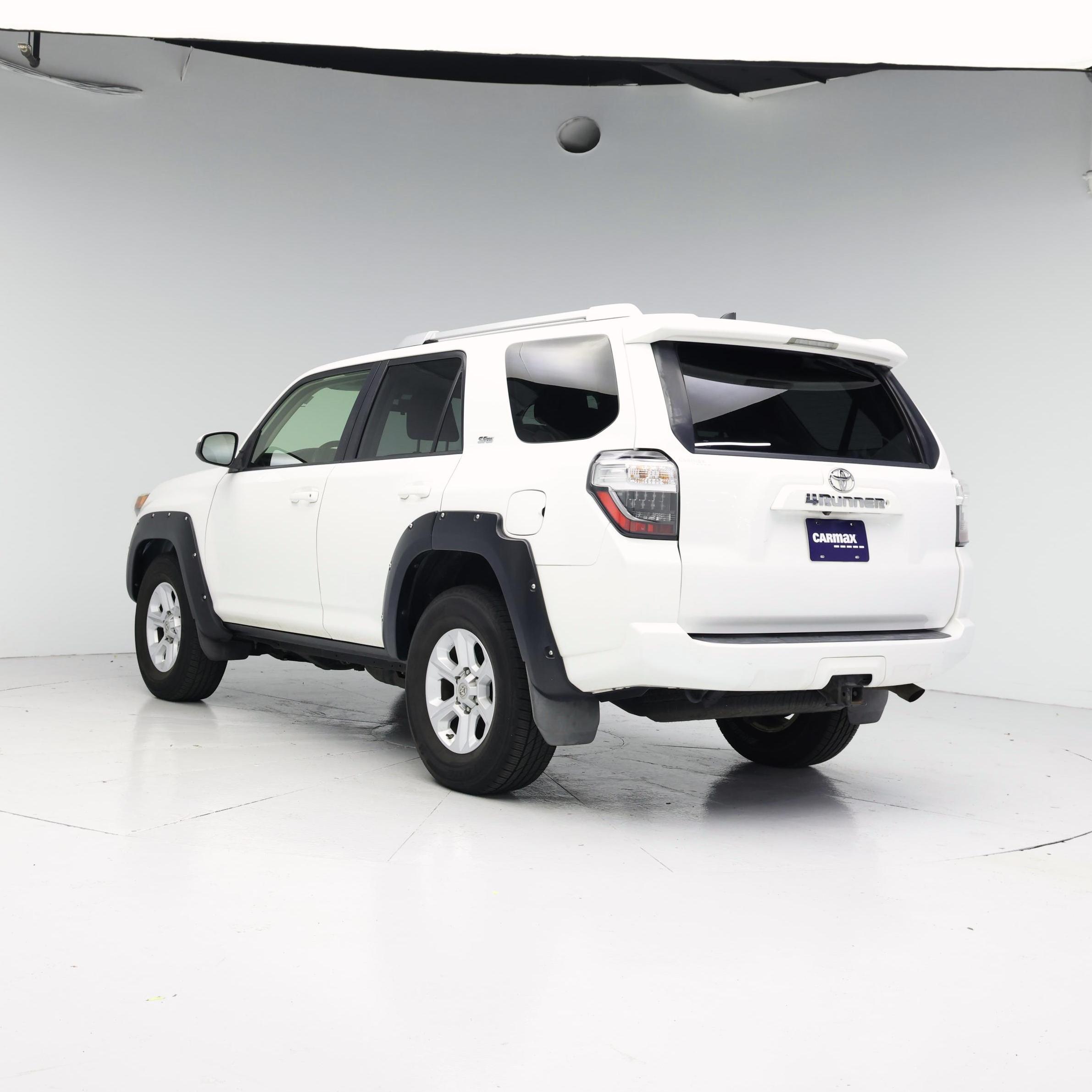 Thumbnail: 2016 Toyota 4Runner - 2