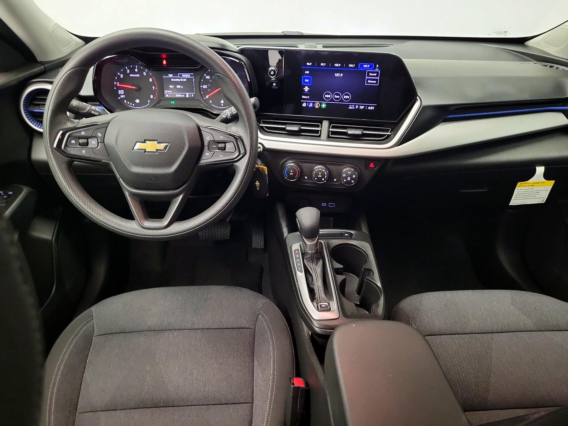 Thumbnail: 2024 Chevrolet Trax - 9