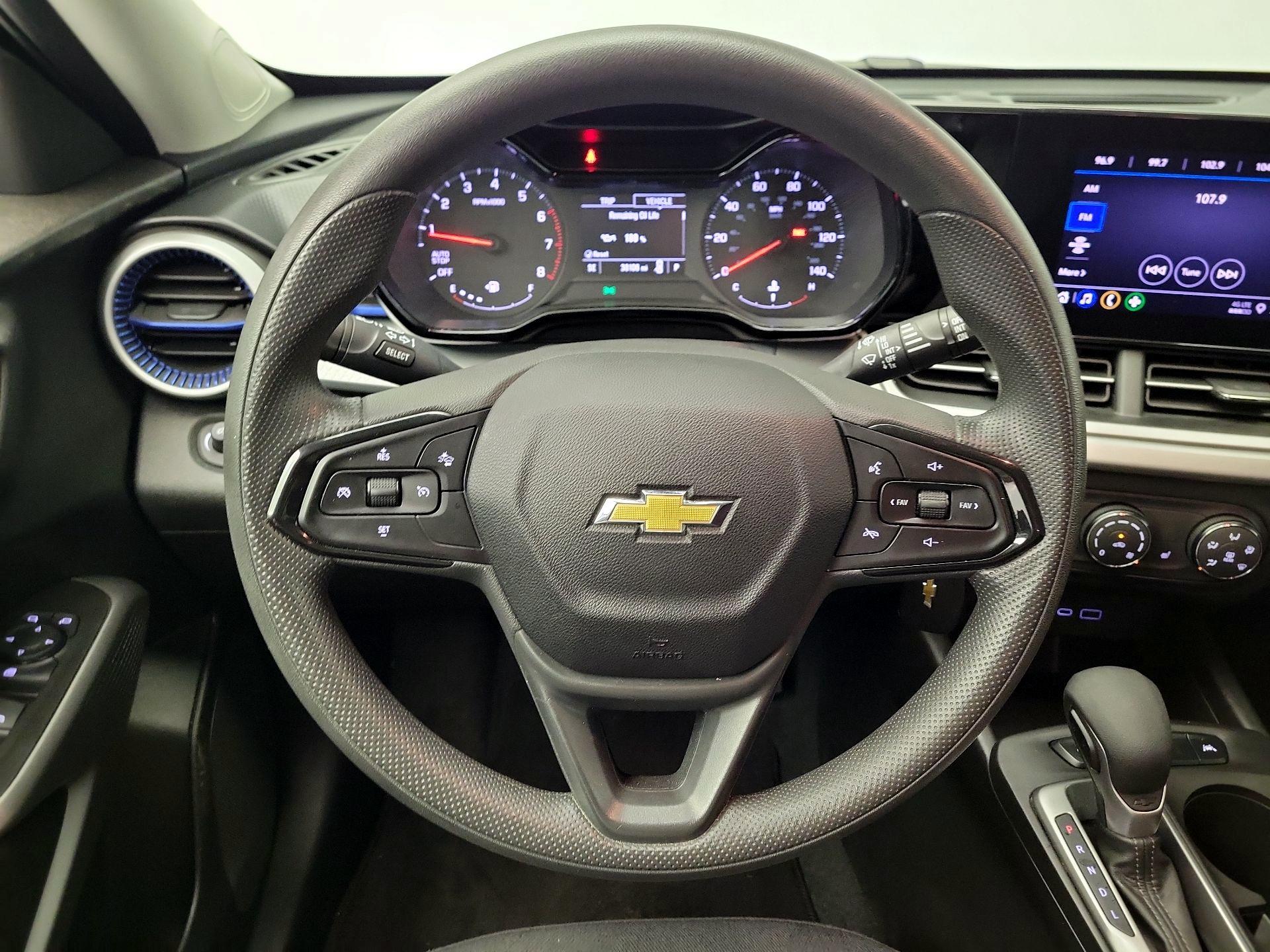 Thumbnail: 2024 Chevrolet Trax - 10