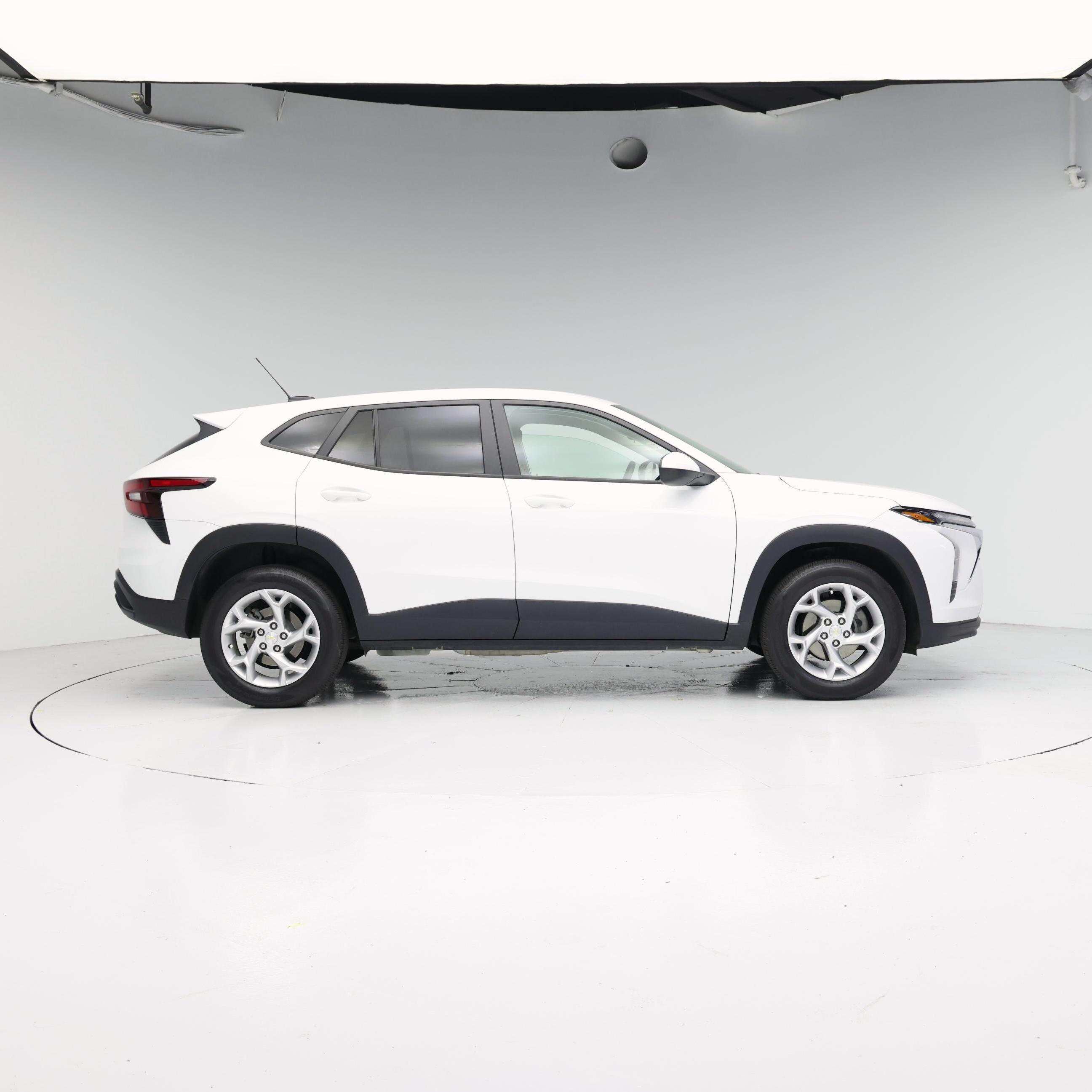 Thumbnail: 2024 Chevrolet Trax - 7
