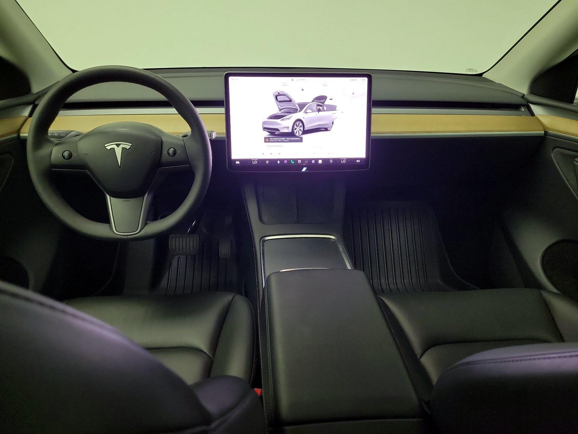 Thumbnail: 2023 Tesla Model Y - 9