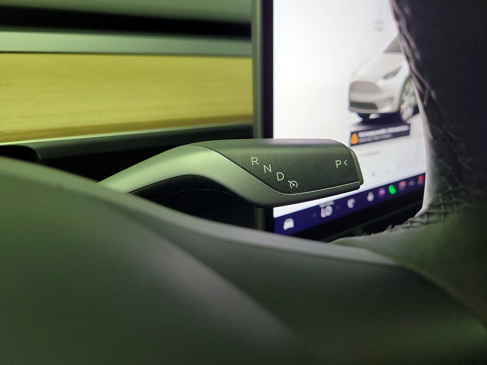 2023 Tesla Model Y Long Range - Photo 18
