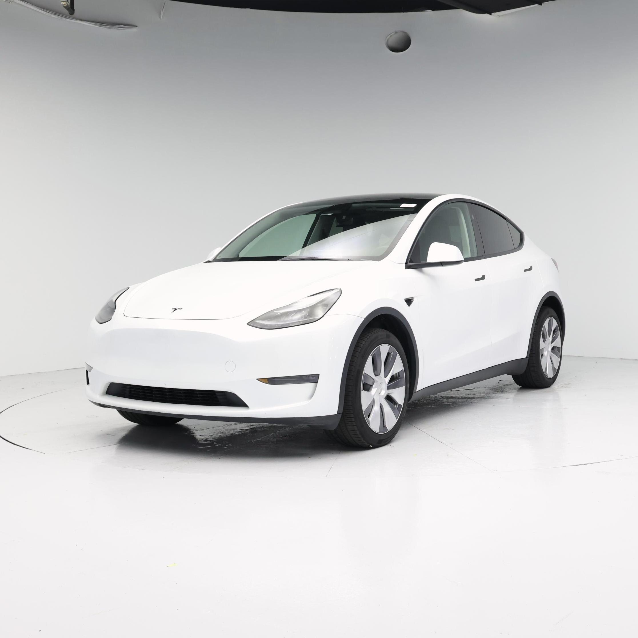 Thumbnail: 2023 Tesla Model Y - 4