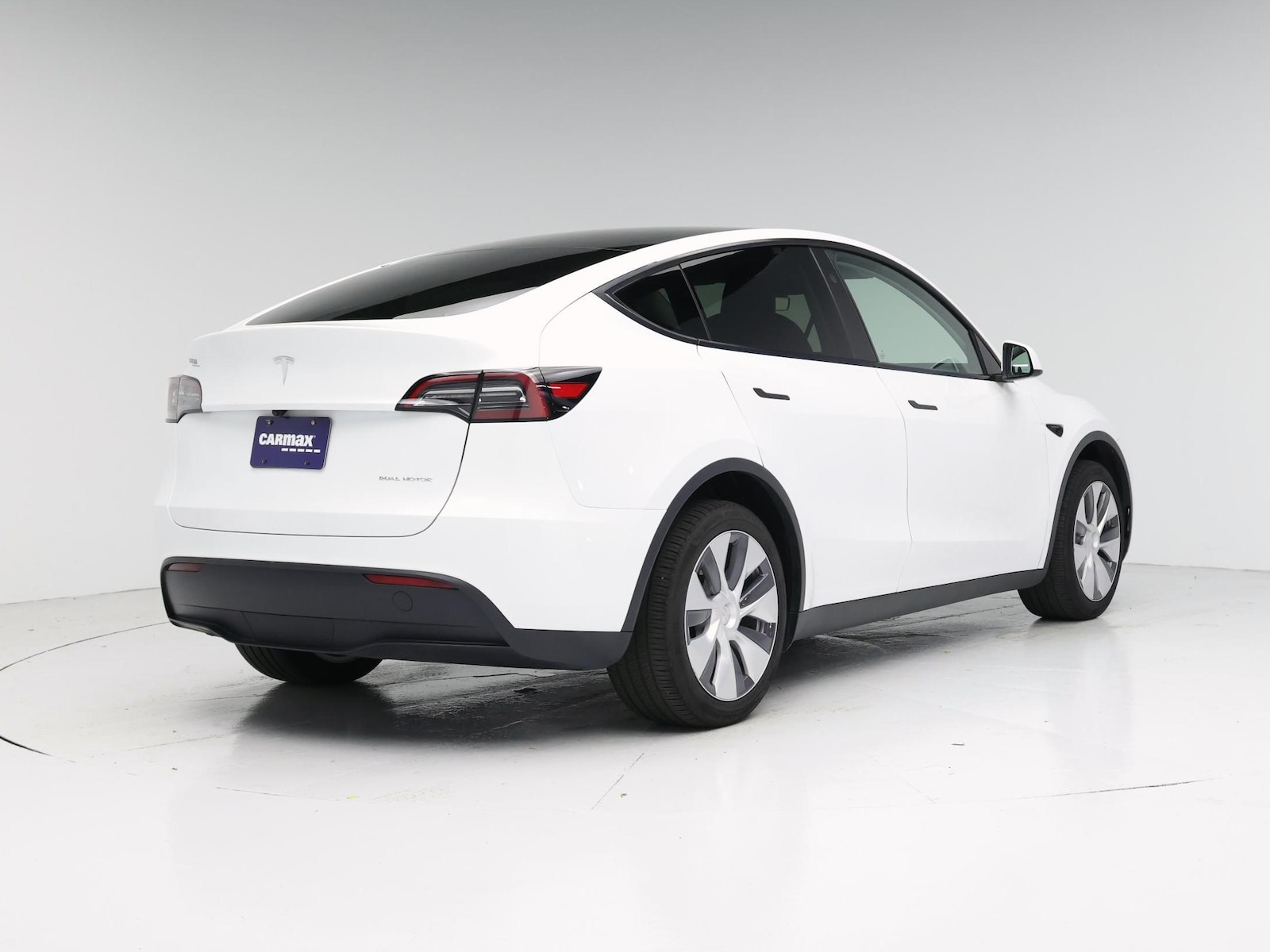 2023 Tesla Model Y Long Range - Photo 9