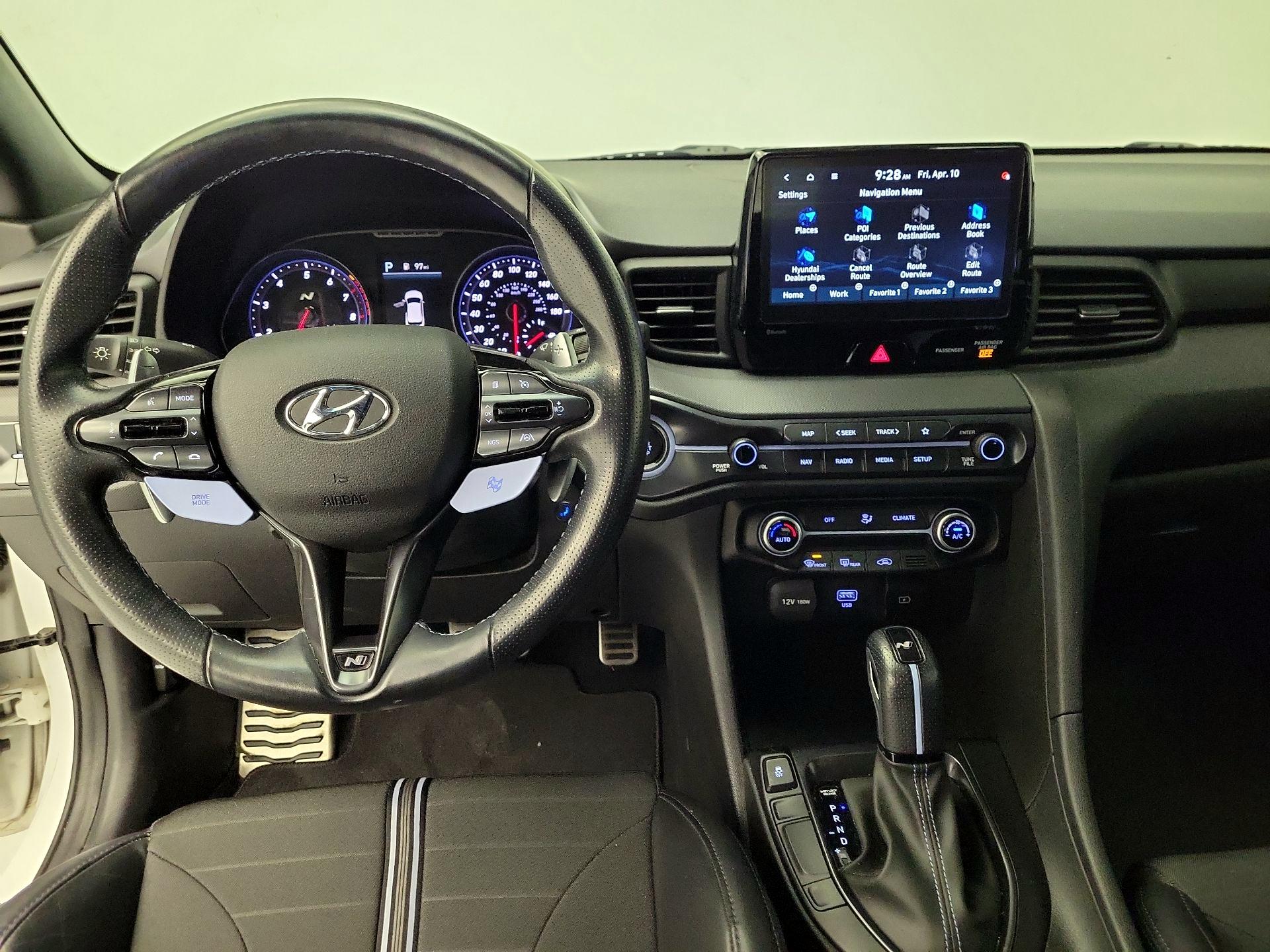 Thumbnail: 2021 Hyundai Veloster - 10