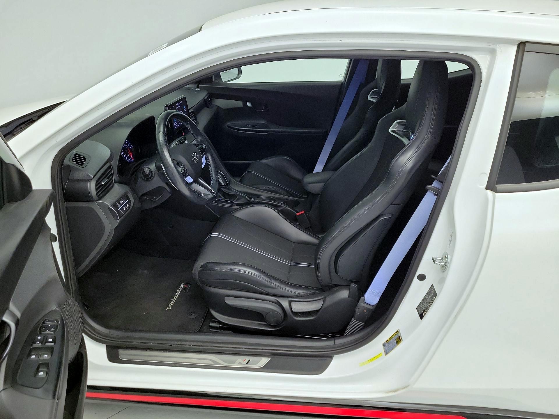 Thumbnail: 2021 Hyundai Veloster - 11