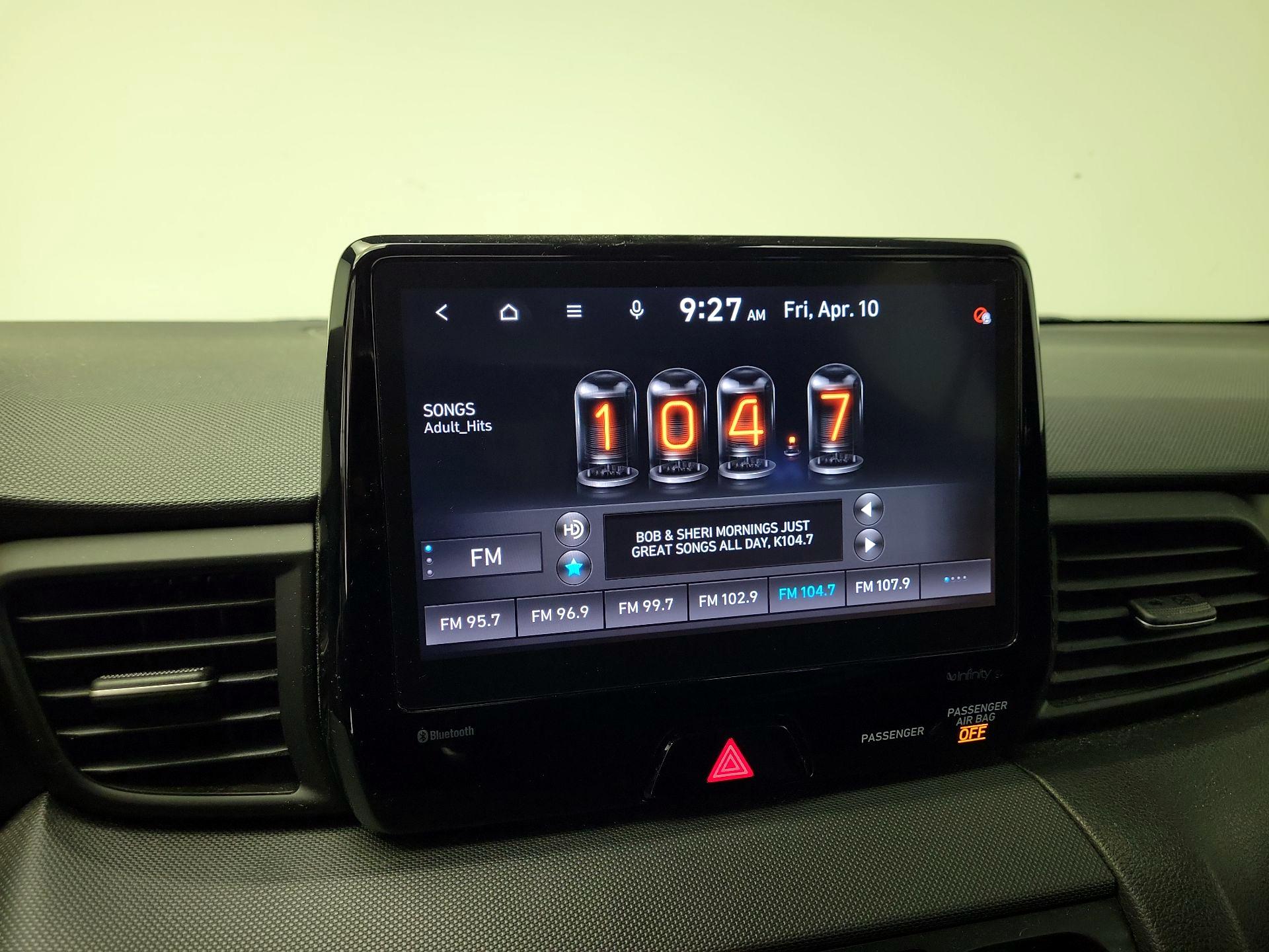 Thumbnail: 2021 Hyundai Veloster - 16