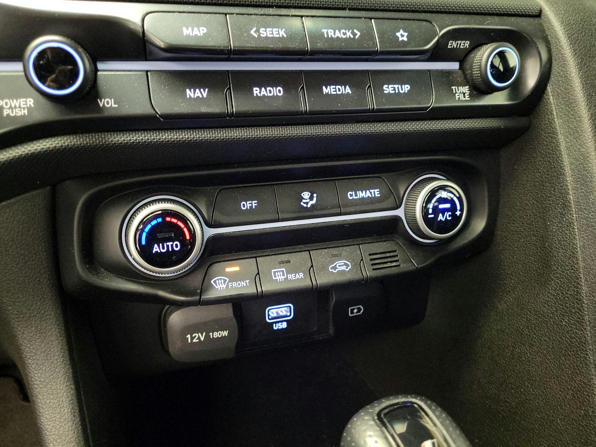 Thumbnail: 2021 Hyundai Veloster - 17