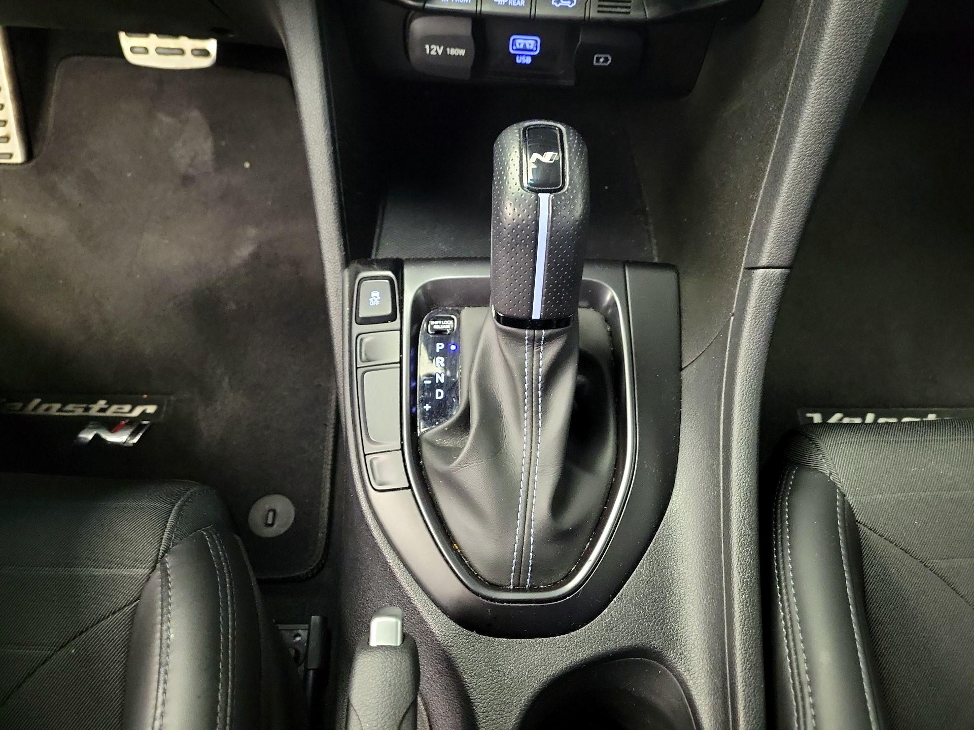 Thumbnail: 2021 Hyundai Veloster - 18