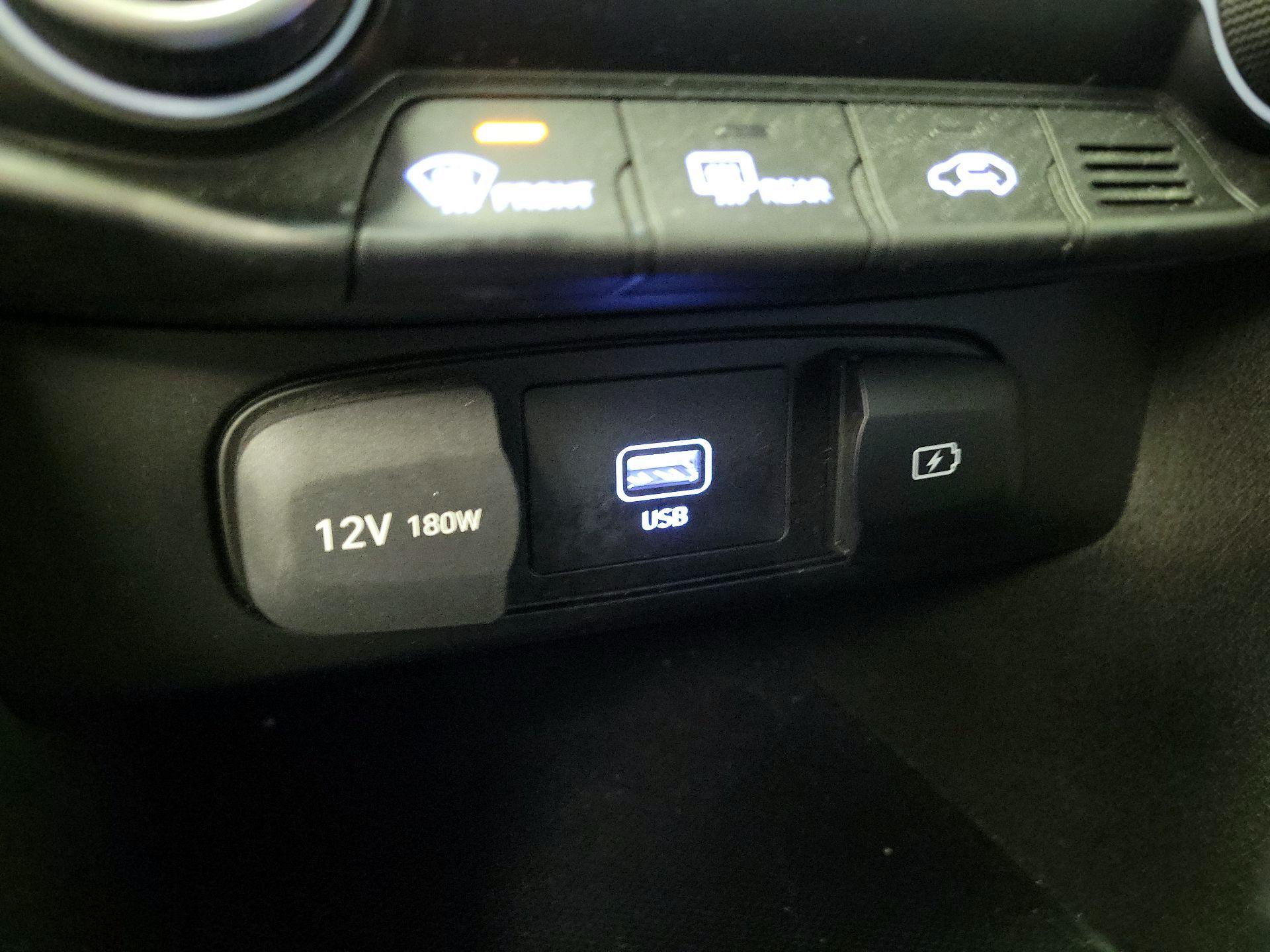 Thumbnail: 2021 Hyundai Veloster - 19