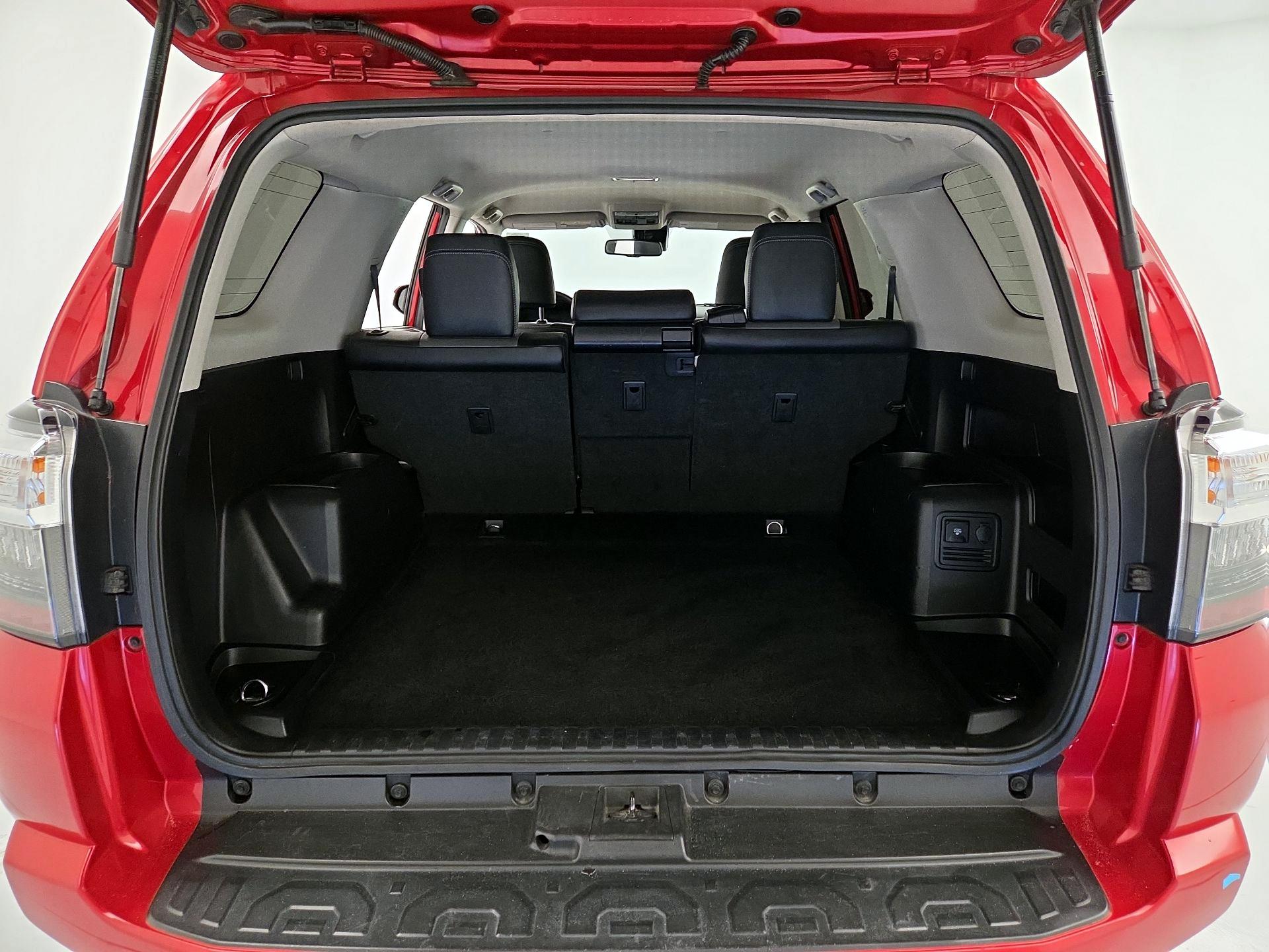 Thumbnail: 2021 Toyota 4Runner - 20