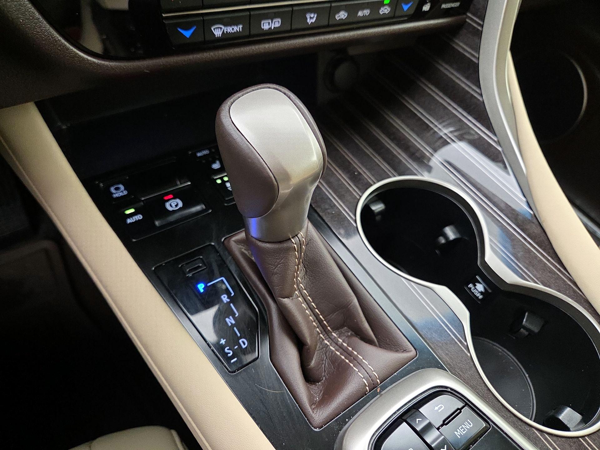 Thumbnail: 2017 Lexus RX - 18