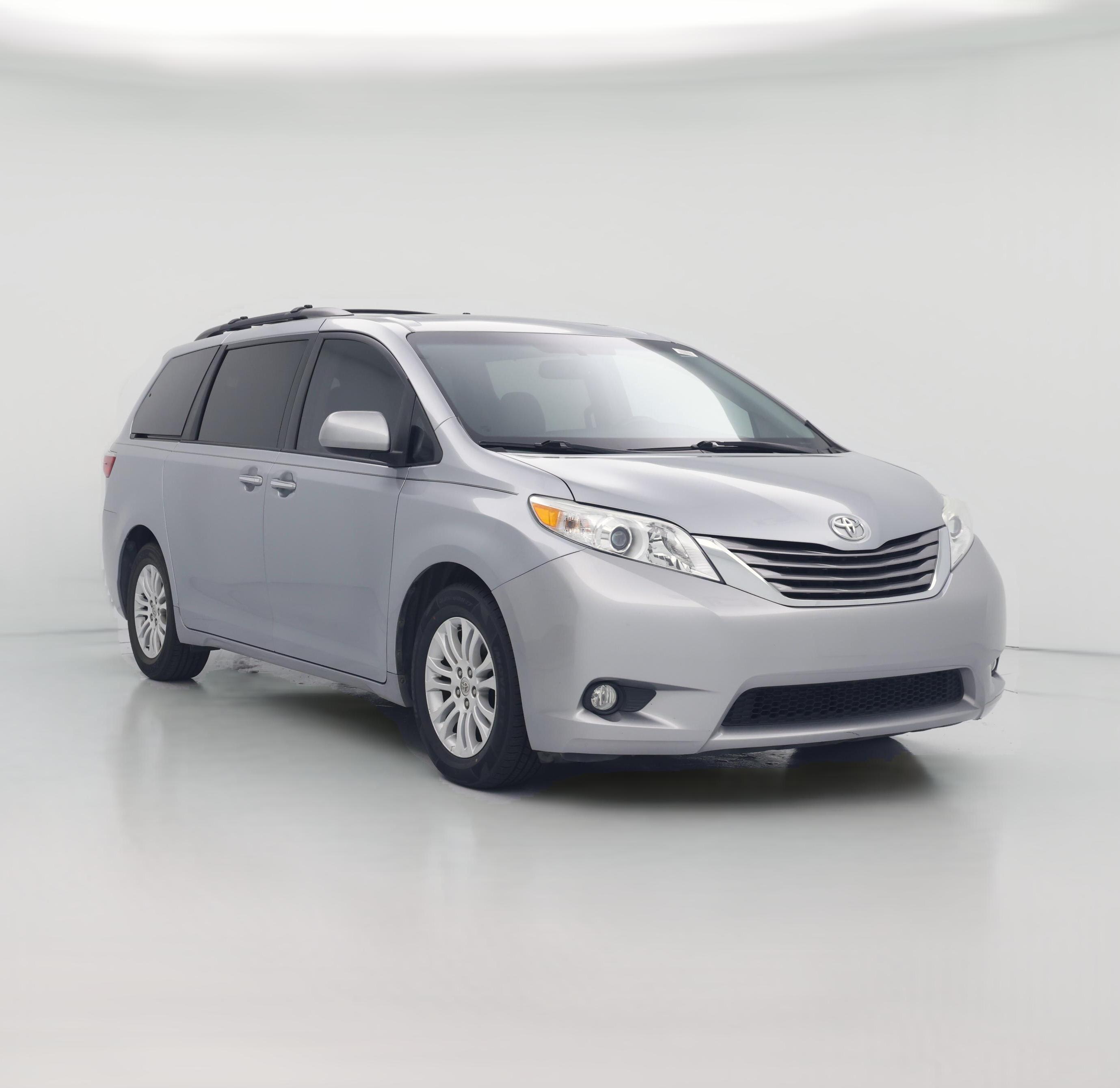 Thumbnail: 2015 Toyota Sienna - 1