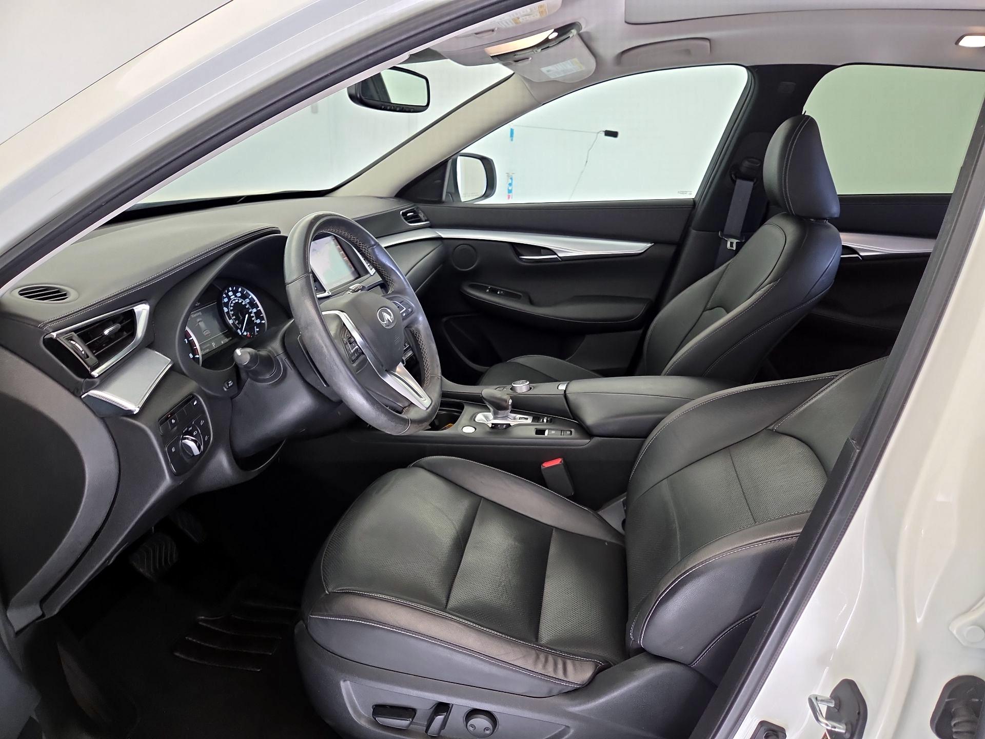 Thumbnail: 2019 INFINITI QX50 - 11