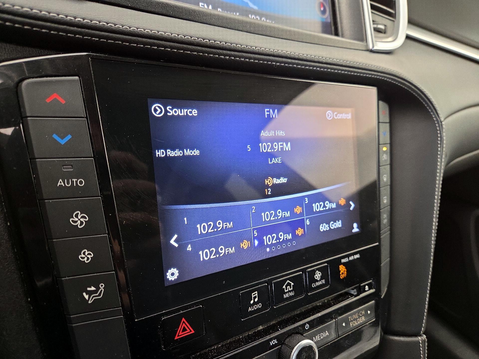 Thumbnail: 2019 INFINITI QX50 - 15