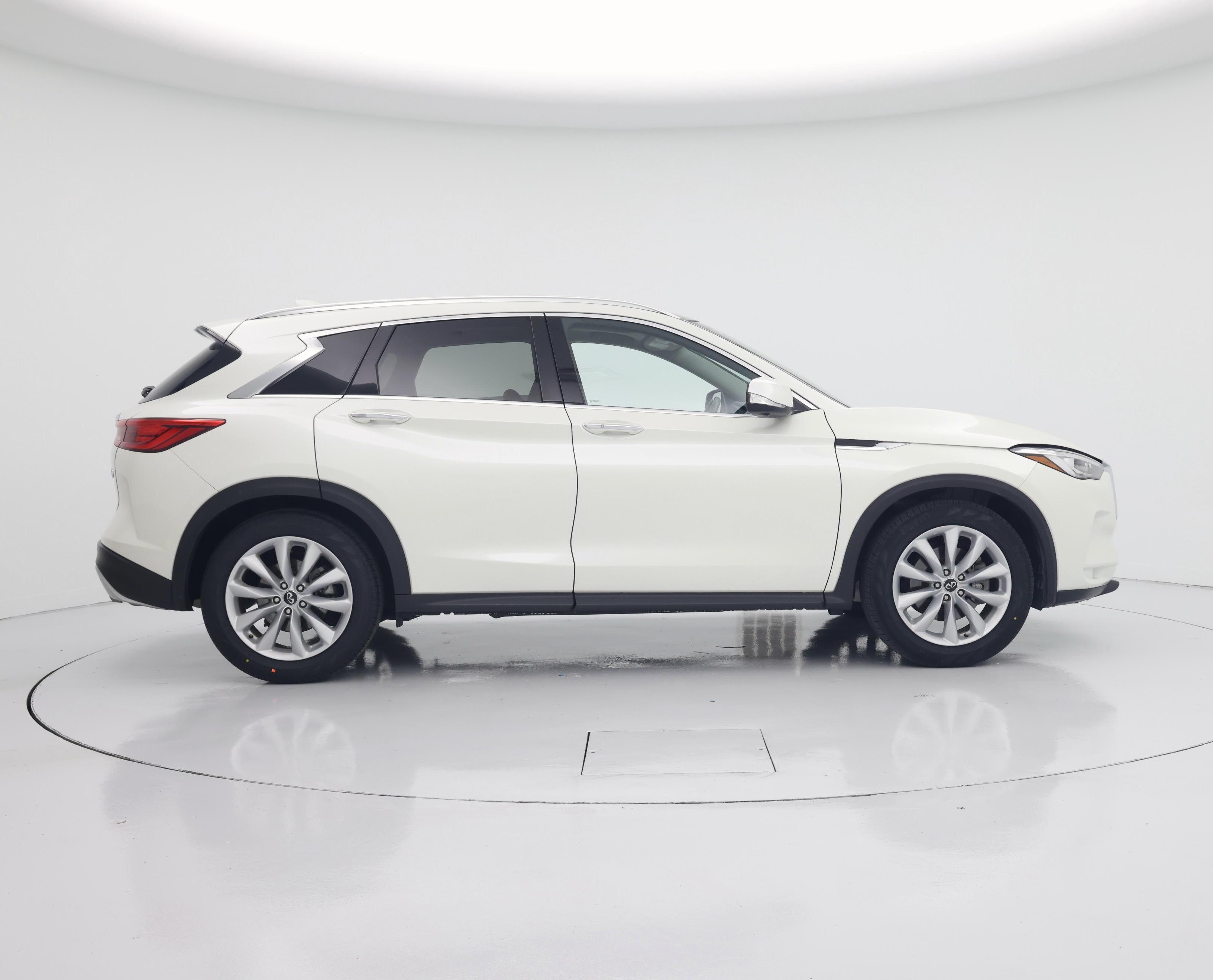 Thumbnail: 2019 INFINITI QX50 - 7