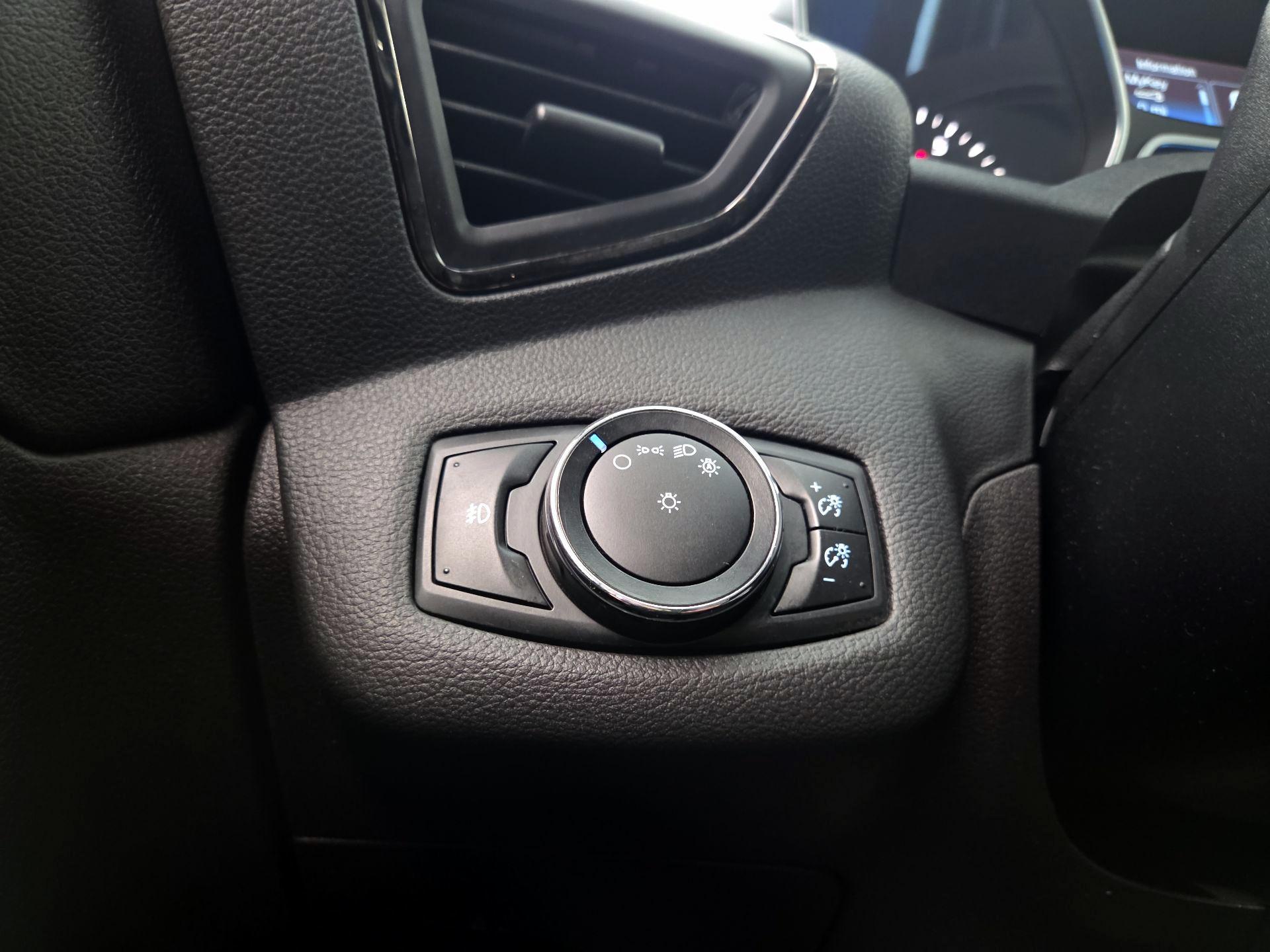 Thumbnail: 2014 Ford Escape - 13